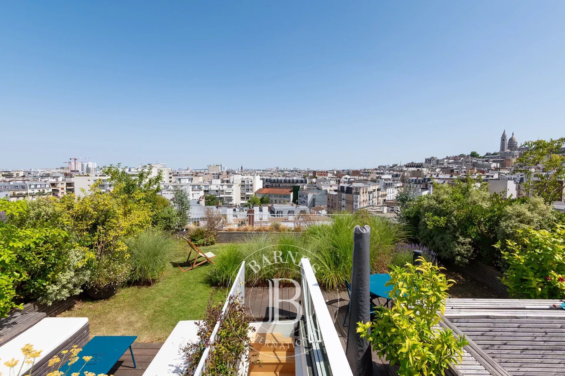 Apartment Paris 75018  -  ref 86042235 (picture 2)