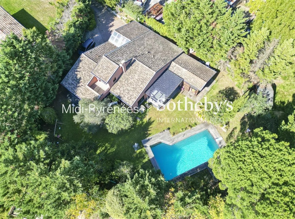 QUINT-FONSEGRIVES - SECTEUR CROIX DU SUD - MAISON 210m2 - PISCIN