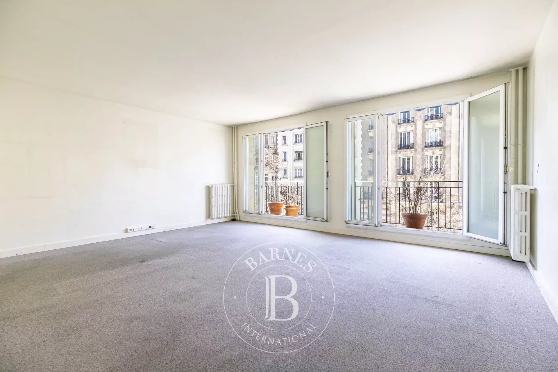 Paris 6 - Raspail/Assas - Family apartment 225,46 m²- open view - 4/5 bedrooms - to renovate - picture 4