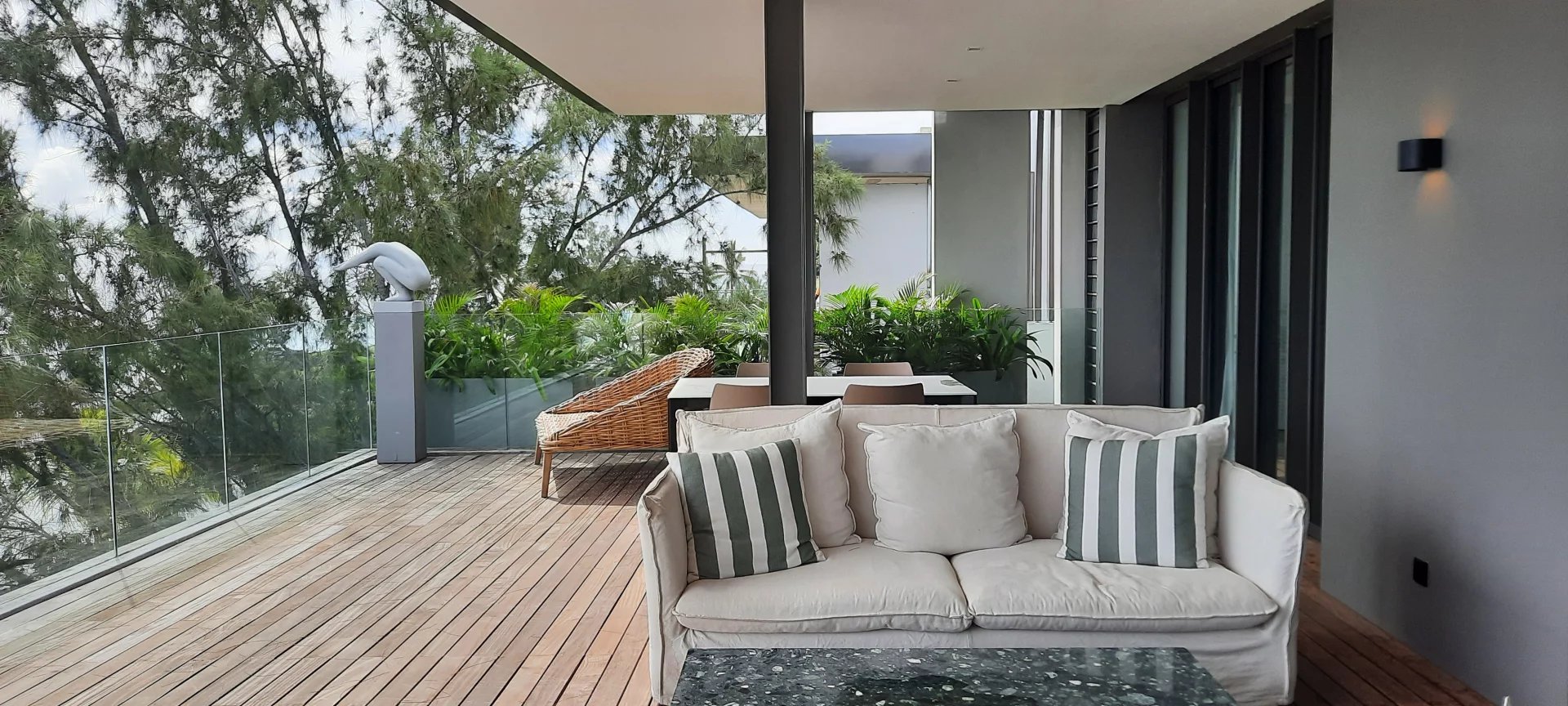 Penthouse Grand Baie - picture 9