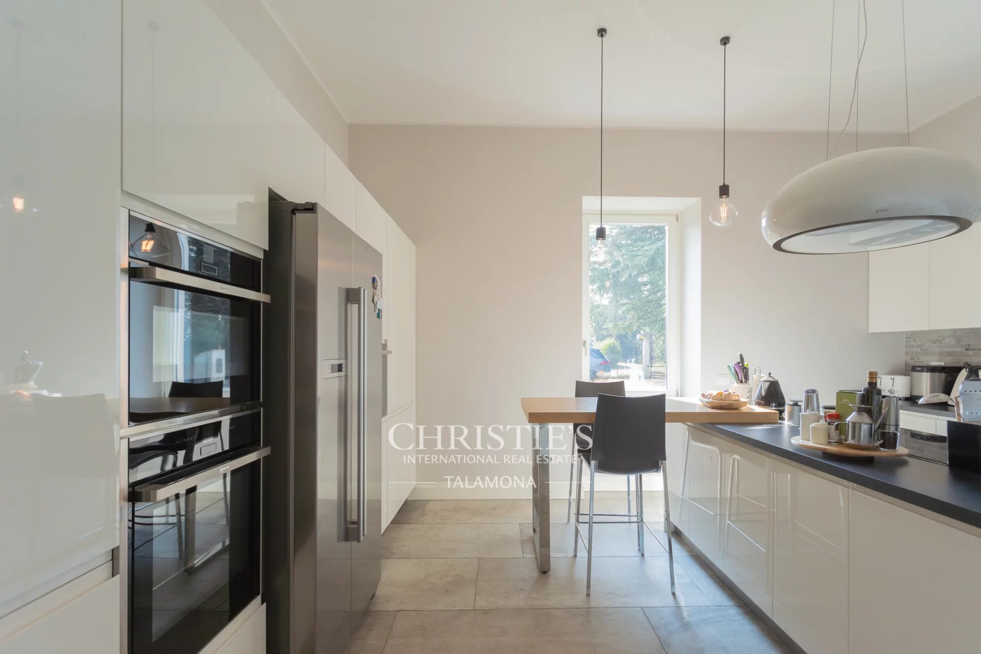3 Bedroom Villa/Townhouse's Image 38