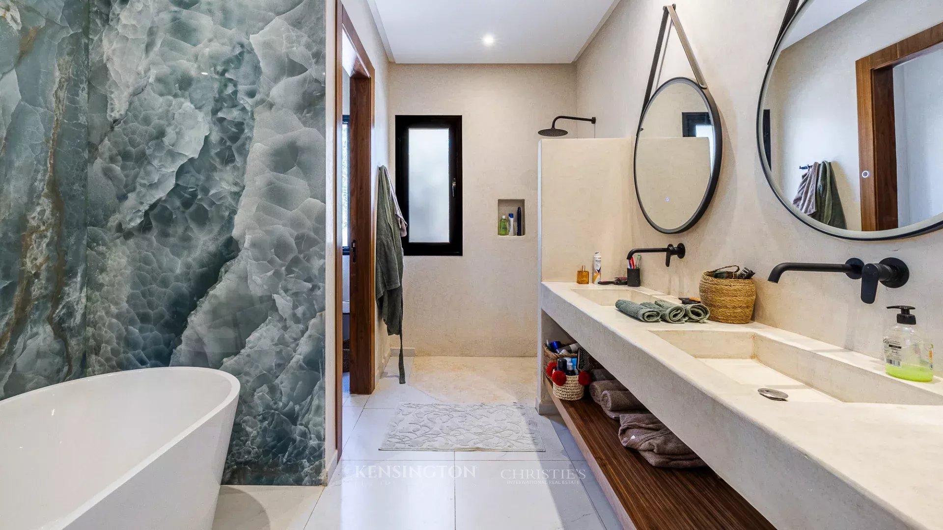 5 Bedroom Villa/Townhouse's Image 20