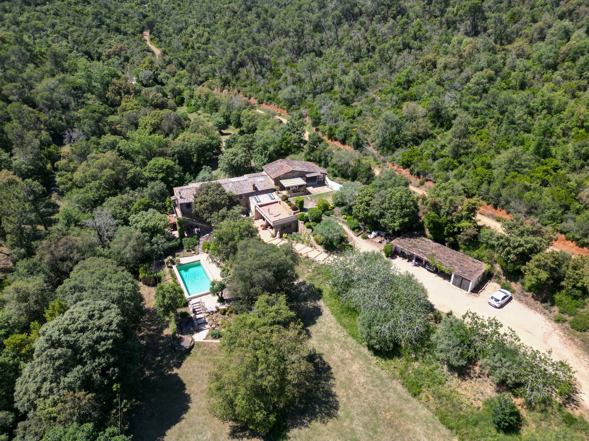 Maison de Campagne Entièrement Rénovée et Exclusive à Mont-ras, Baix Empordà