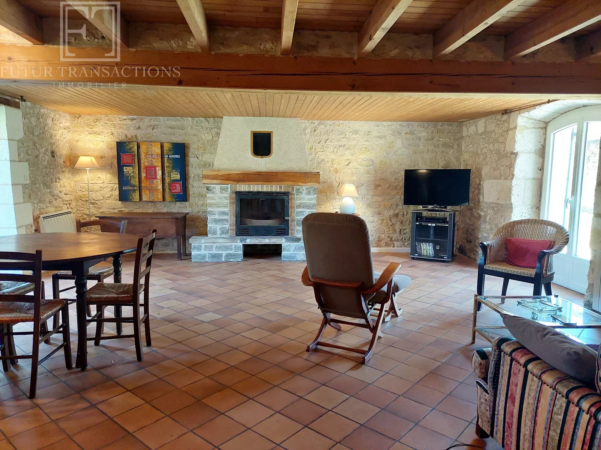 Maison de village en pierre