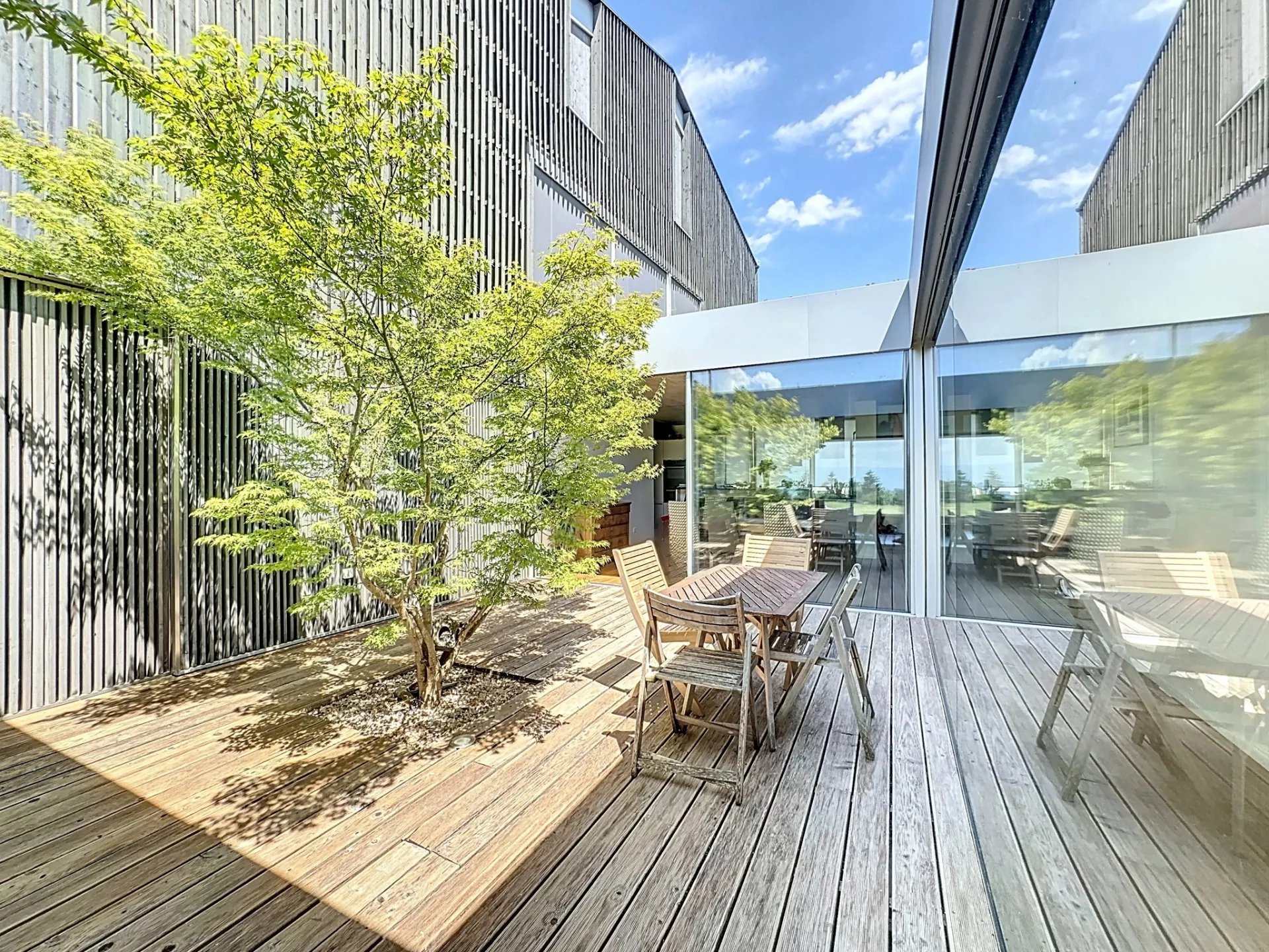 Magnifique appartement avec vue lac