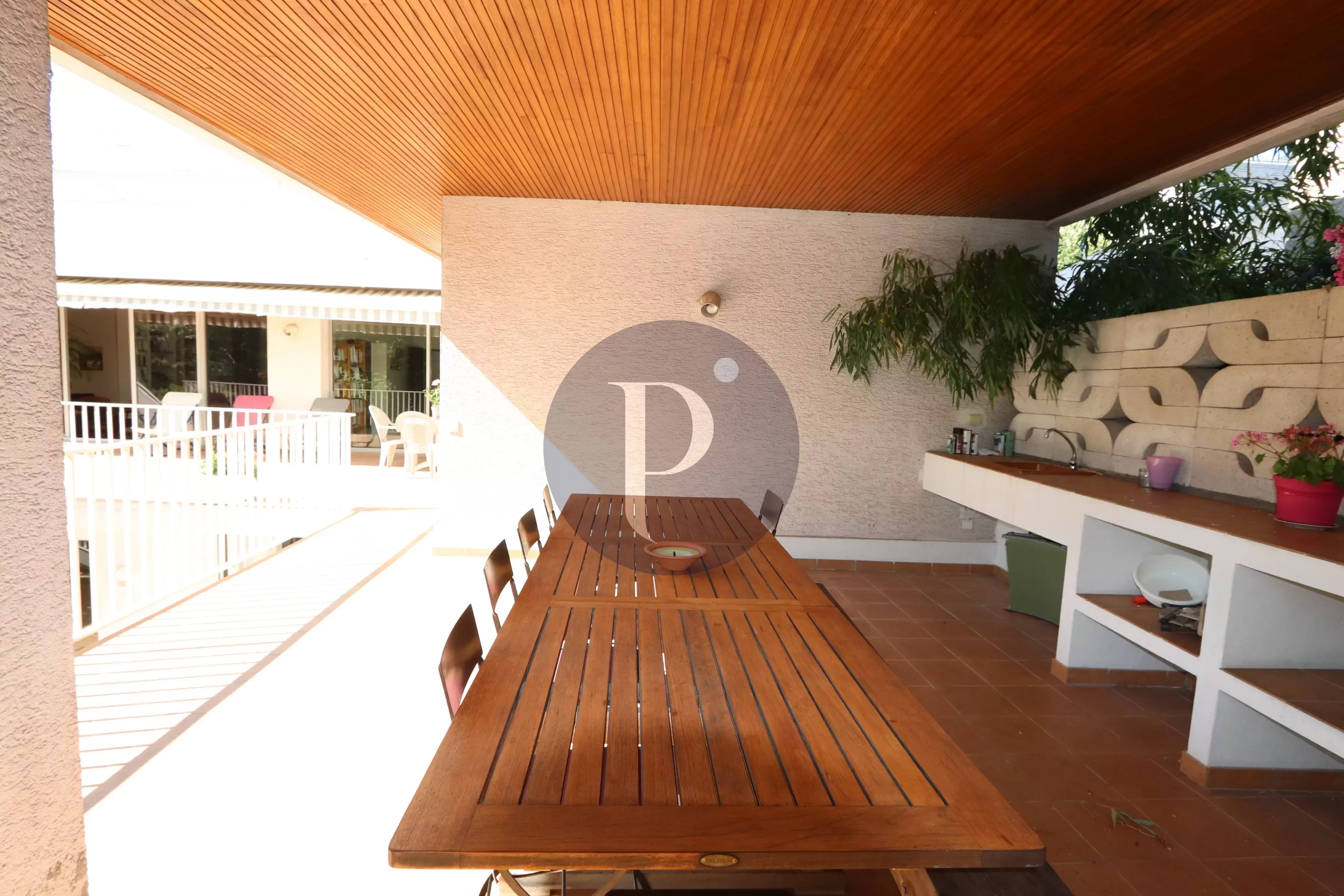 vente-maison-13-pieces-sceaux-85340699
