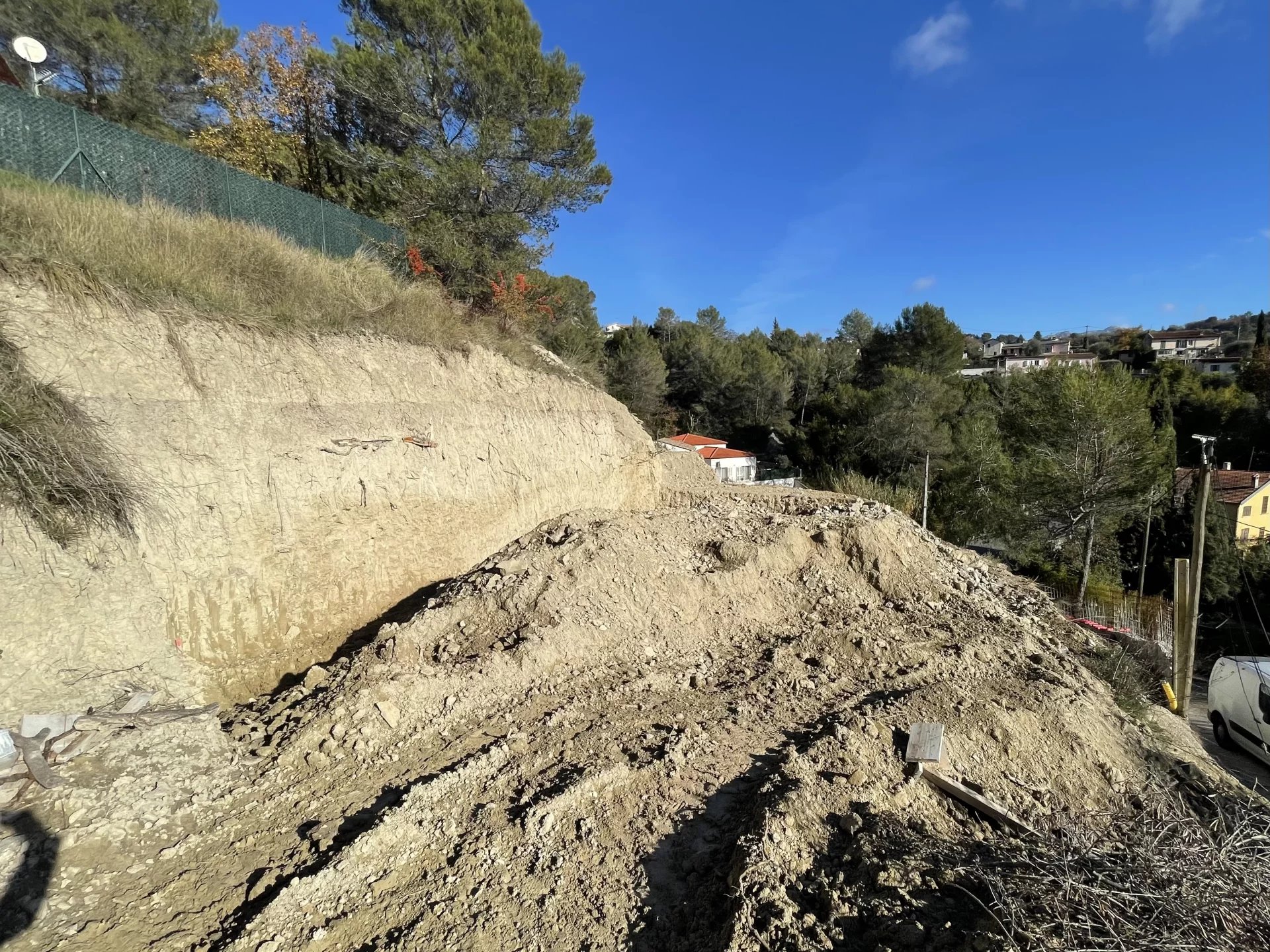 CONTES - Beau Projet de construction - Photo 3