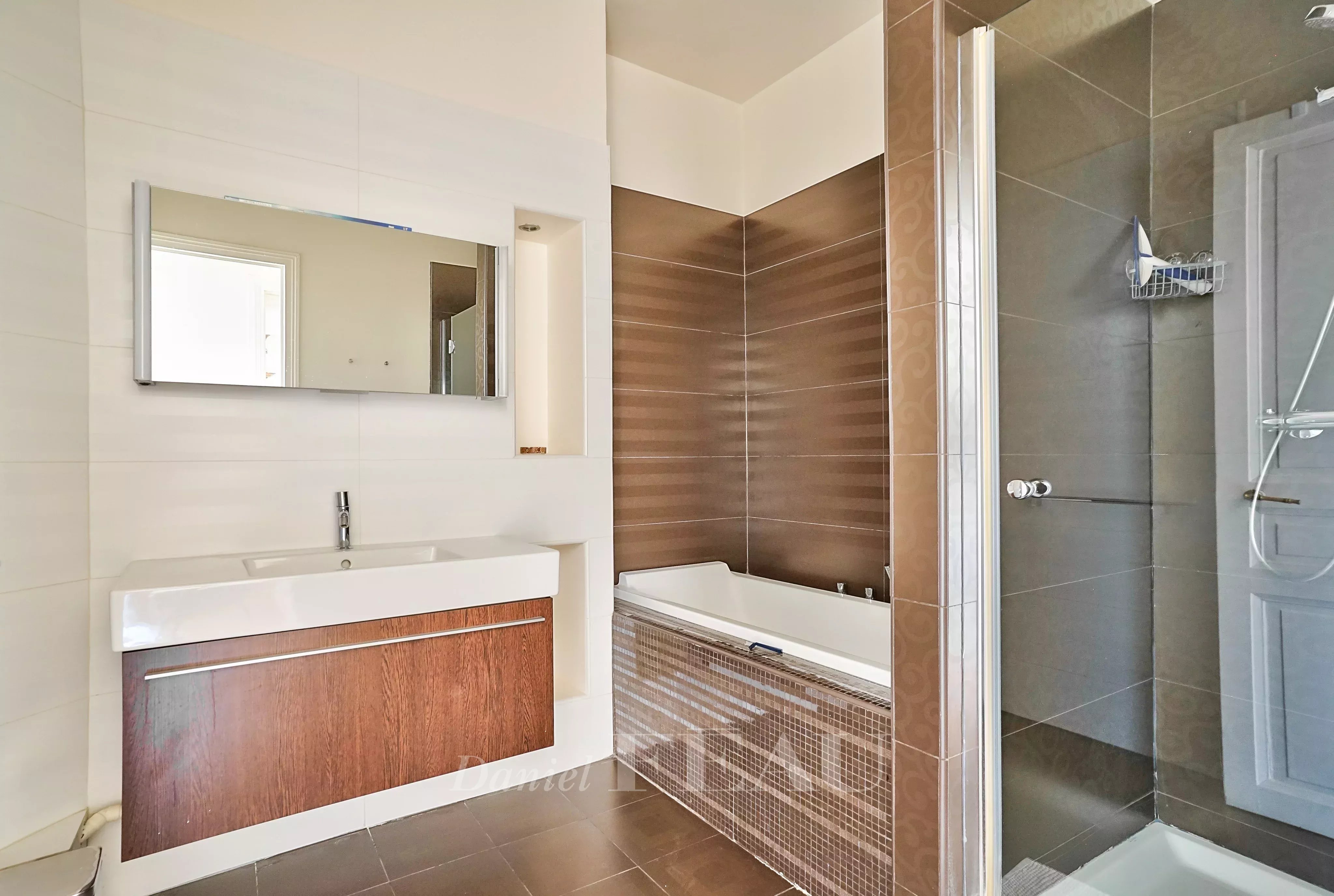 Rental Apartment Paris 17th
