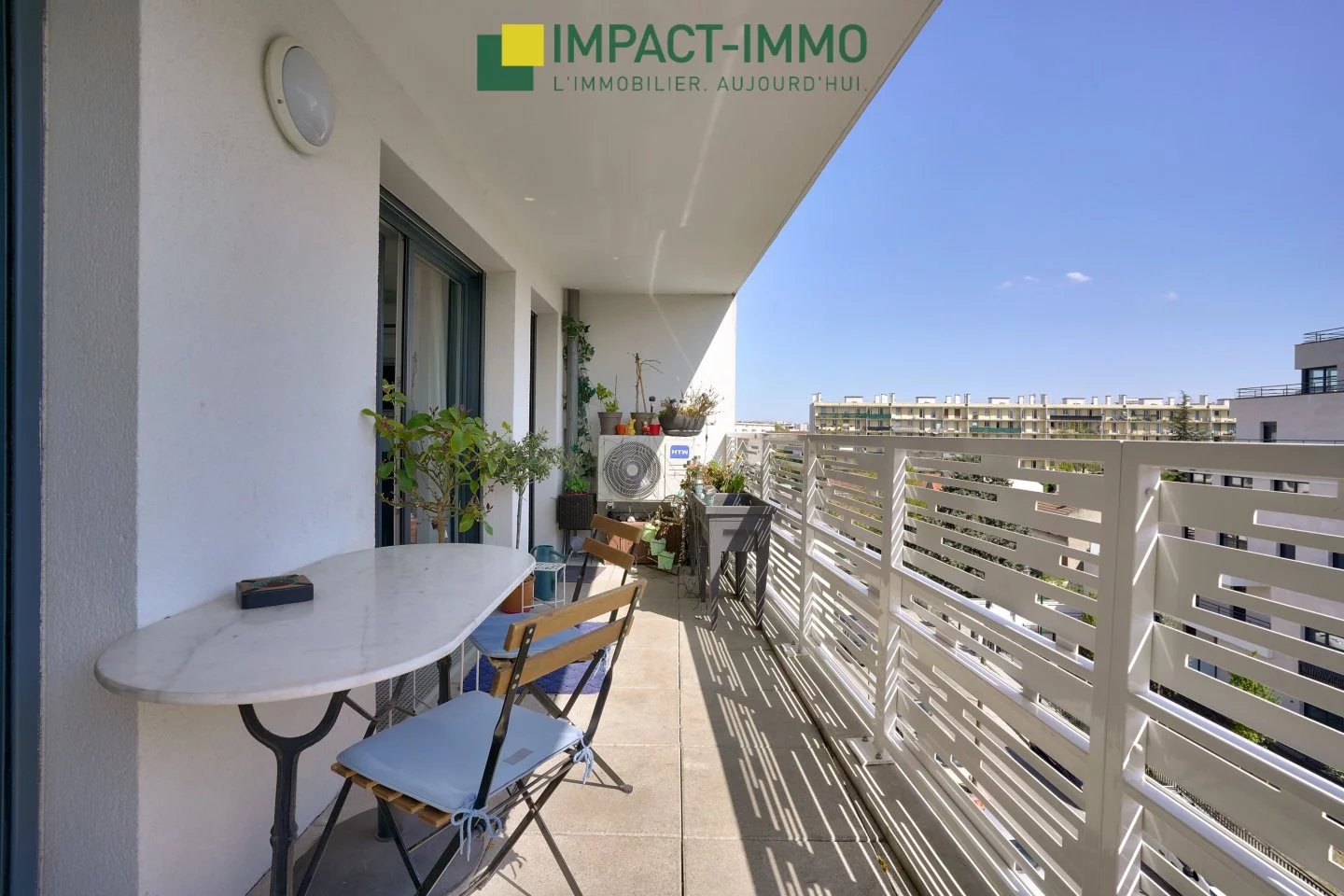 3 PIECES 62,51m2 COLOMBES AVEC TERRASSE