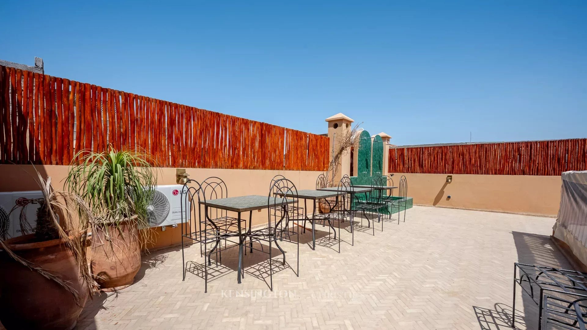 5 Bedroom Villa/Townhouse's Image 29