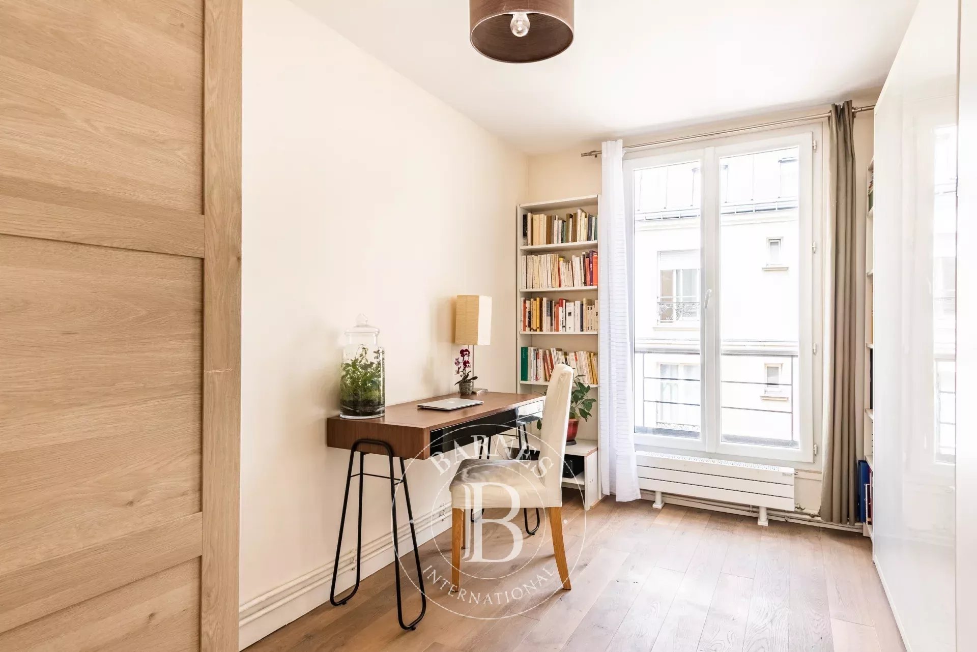 Daire Paris 18ème - picture 10