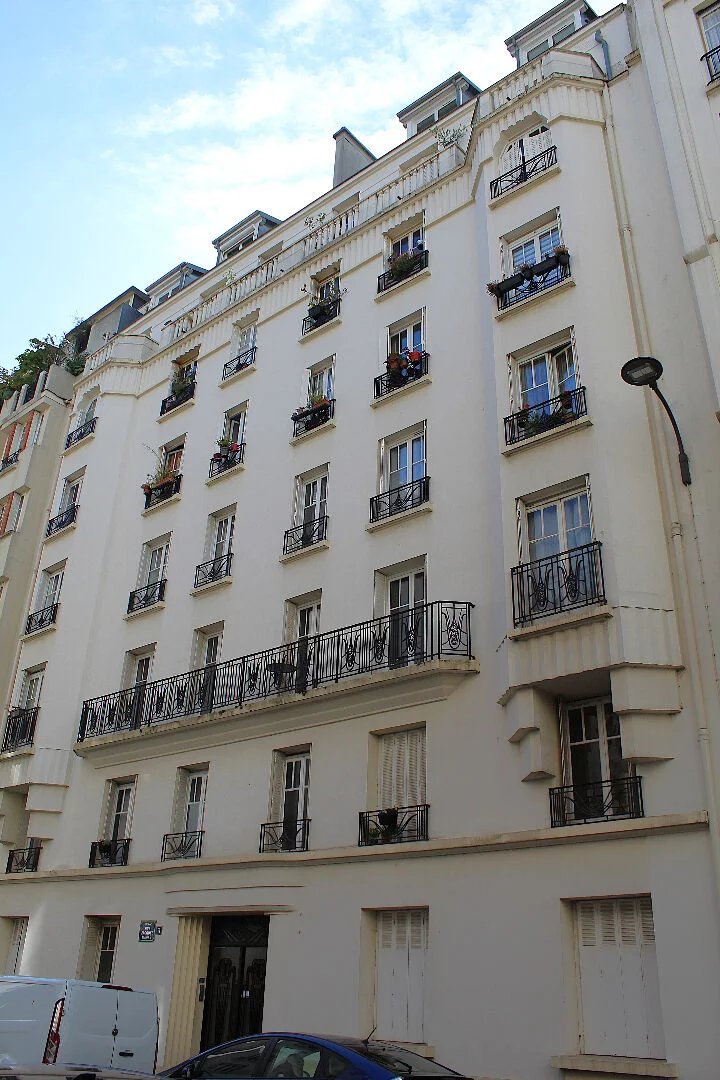 2 pièces de 44.05 m2 traversant, sur cour