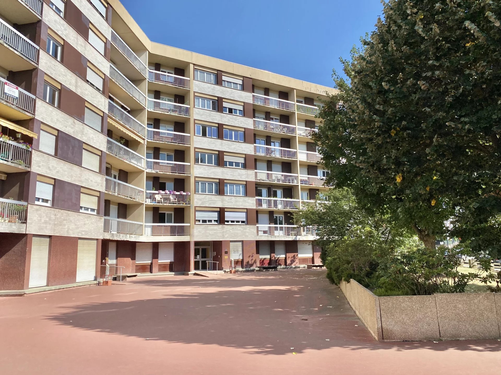 CENTRE VILLE - Studio meublé de 26 m2 avec Cave
