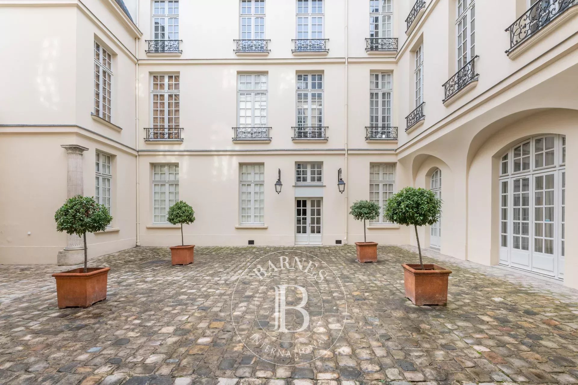 Daire Paris 3ème - picture 4