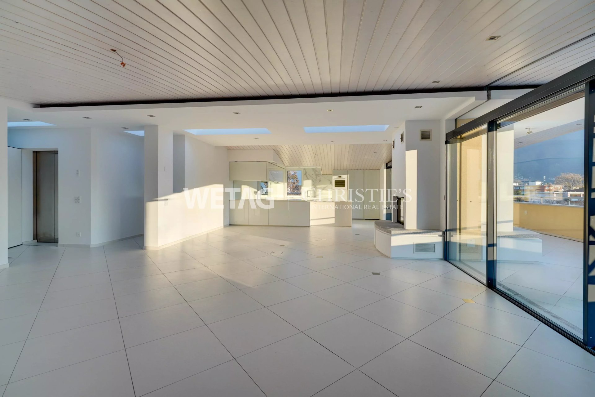 4 Bedroom Apartment/Flat's Image 5