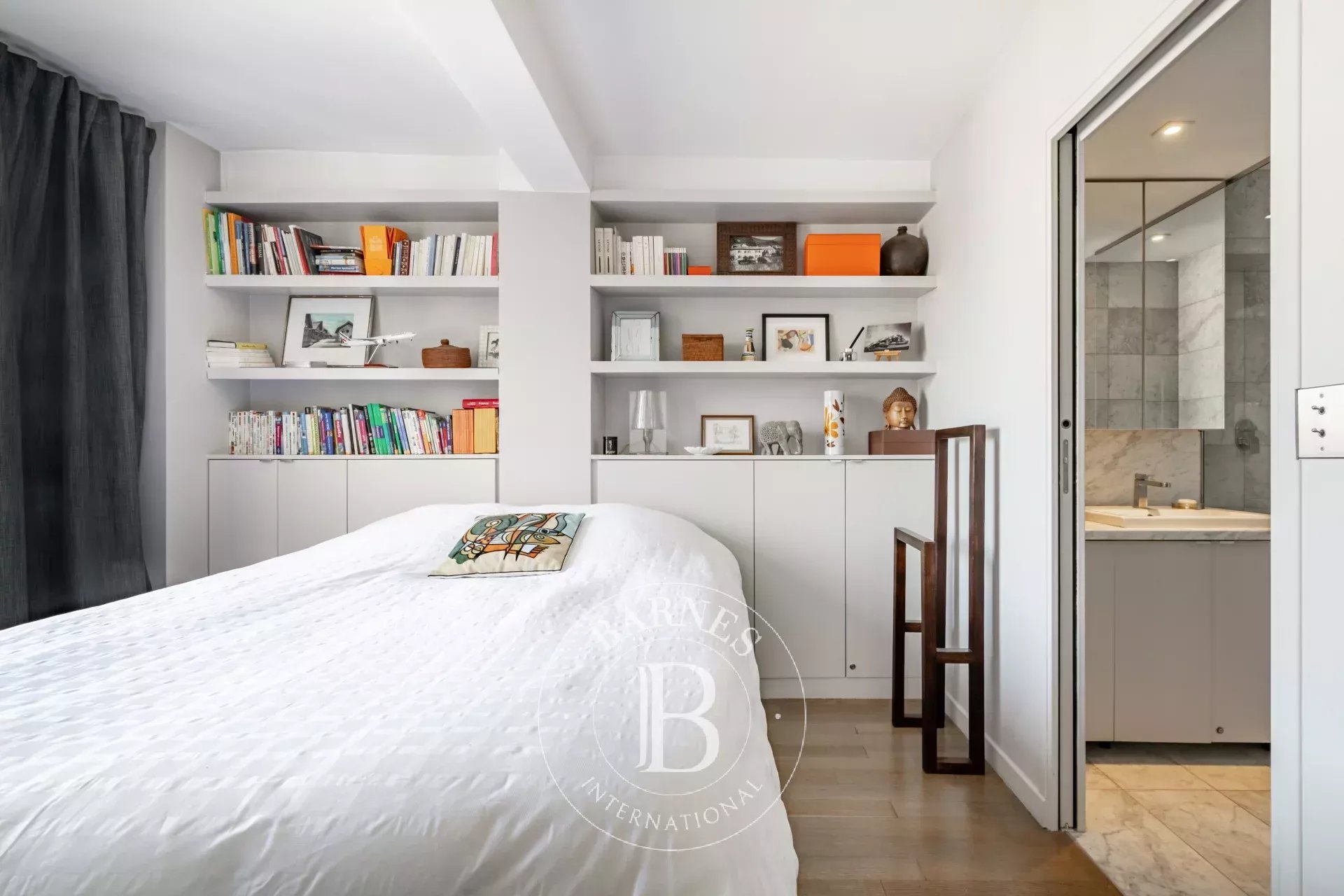 Daire Paris 3ème - picture 14