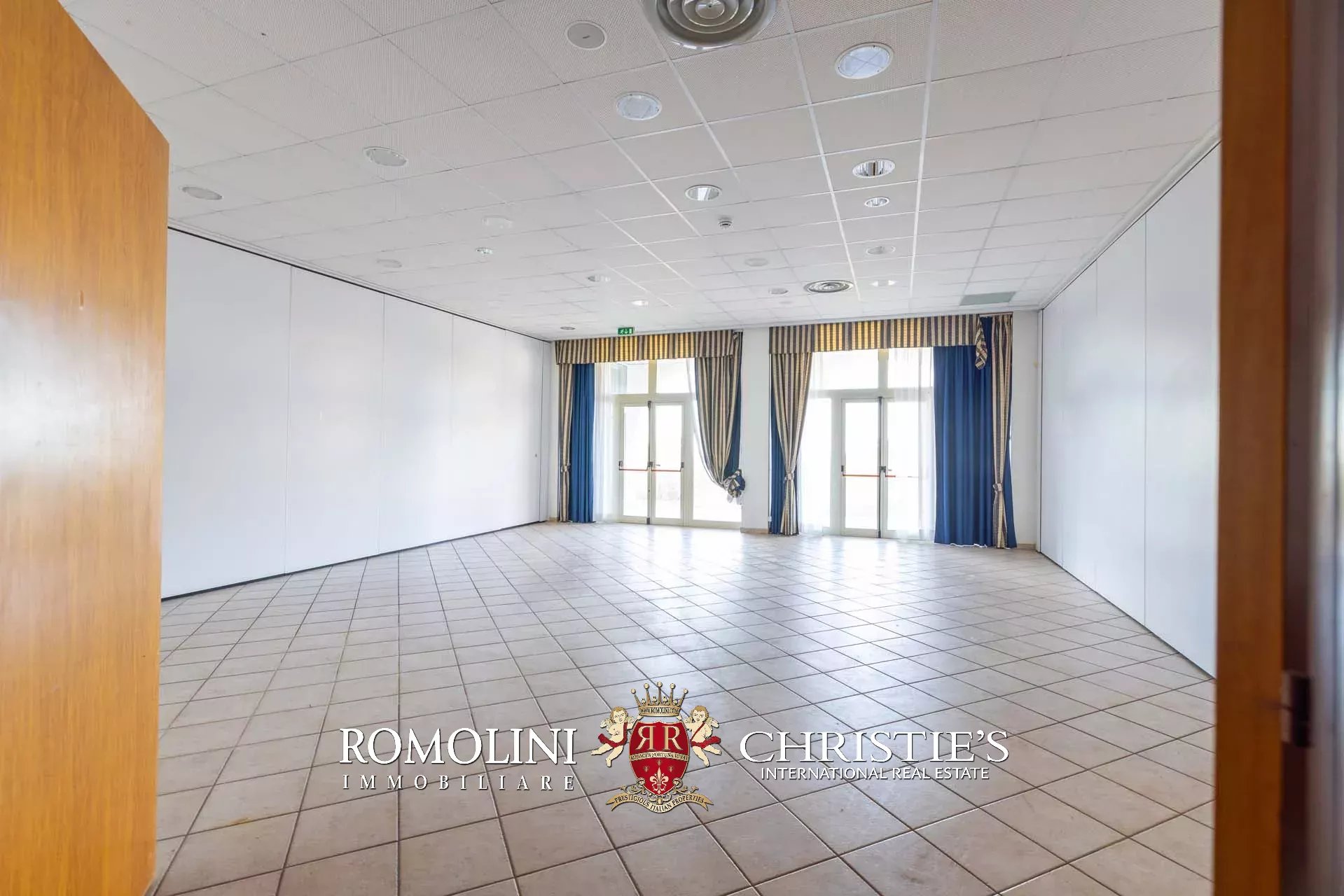 108 Bedroom Villa/Townhouse's Image 88