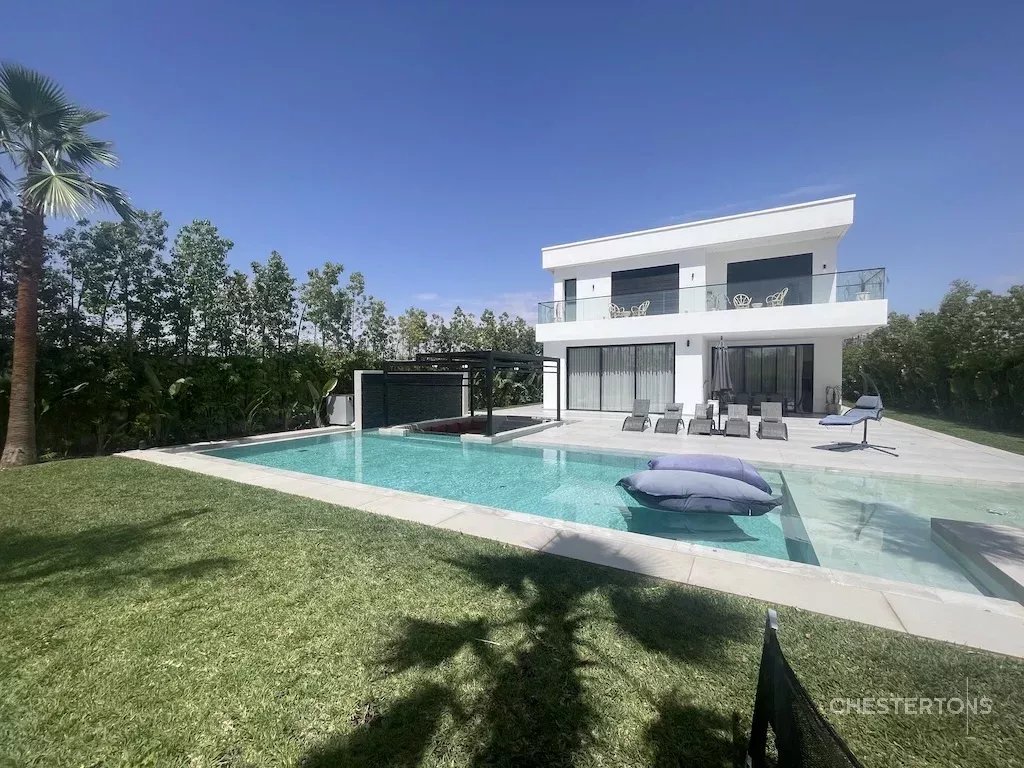 Image of Villa - 5 Bedrooms for Sale in Marrakech-Ménara-Marrakech-Morocco, Image 2