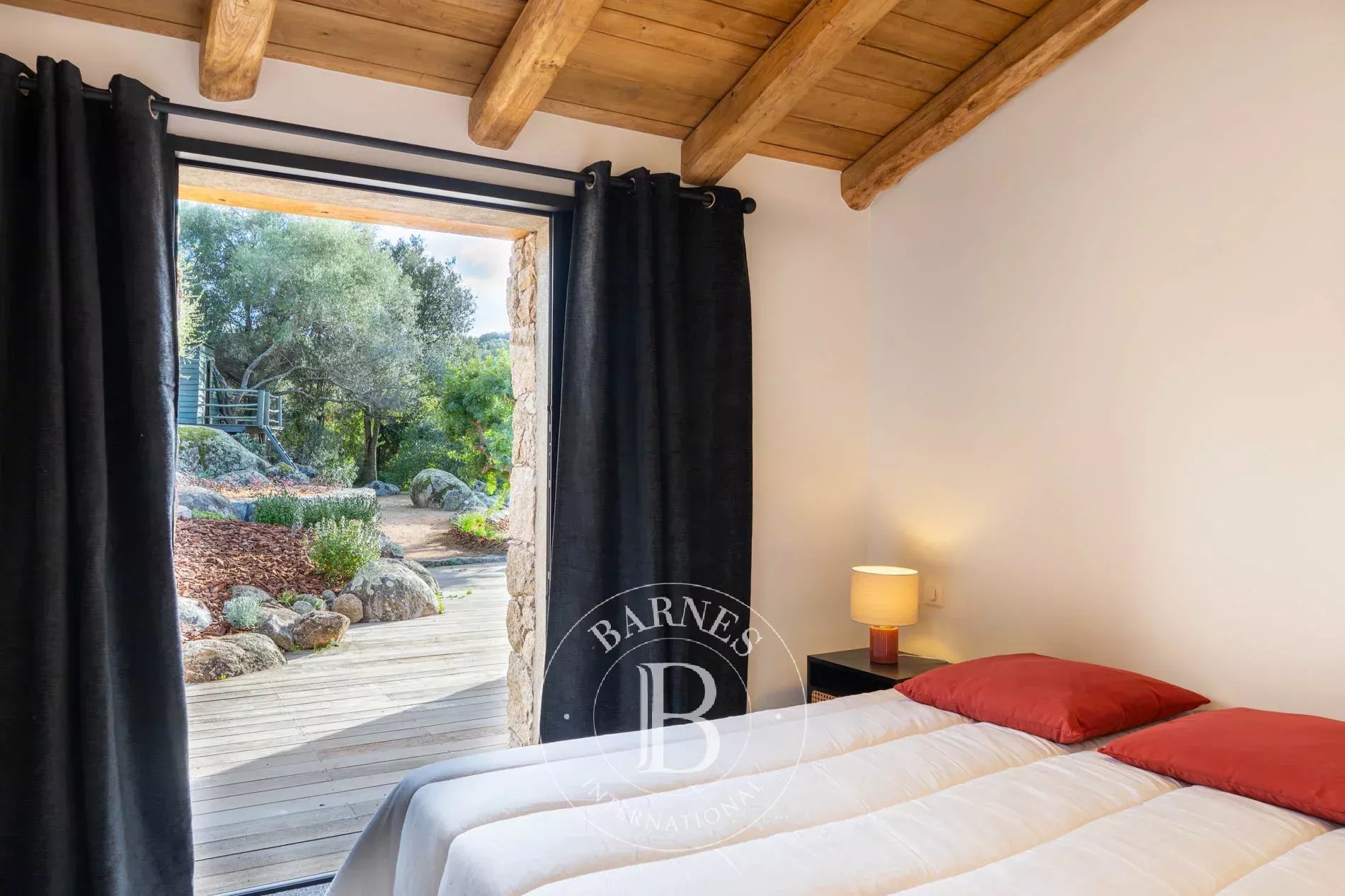 Sainte-Lucie-de-Porto-Vecchio  - Villa 5 Pi&egrave;ces 4 Chambres - picture 16