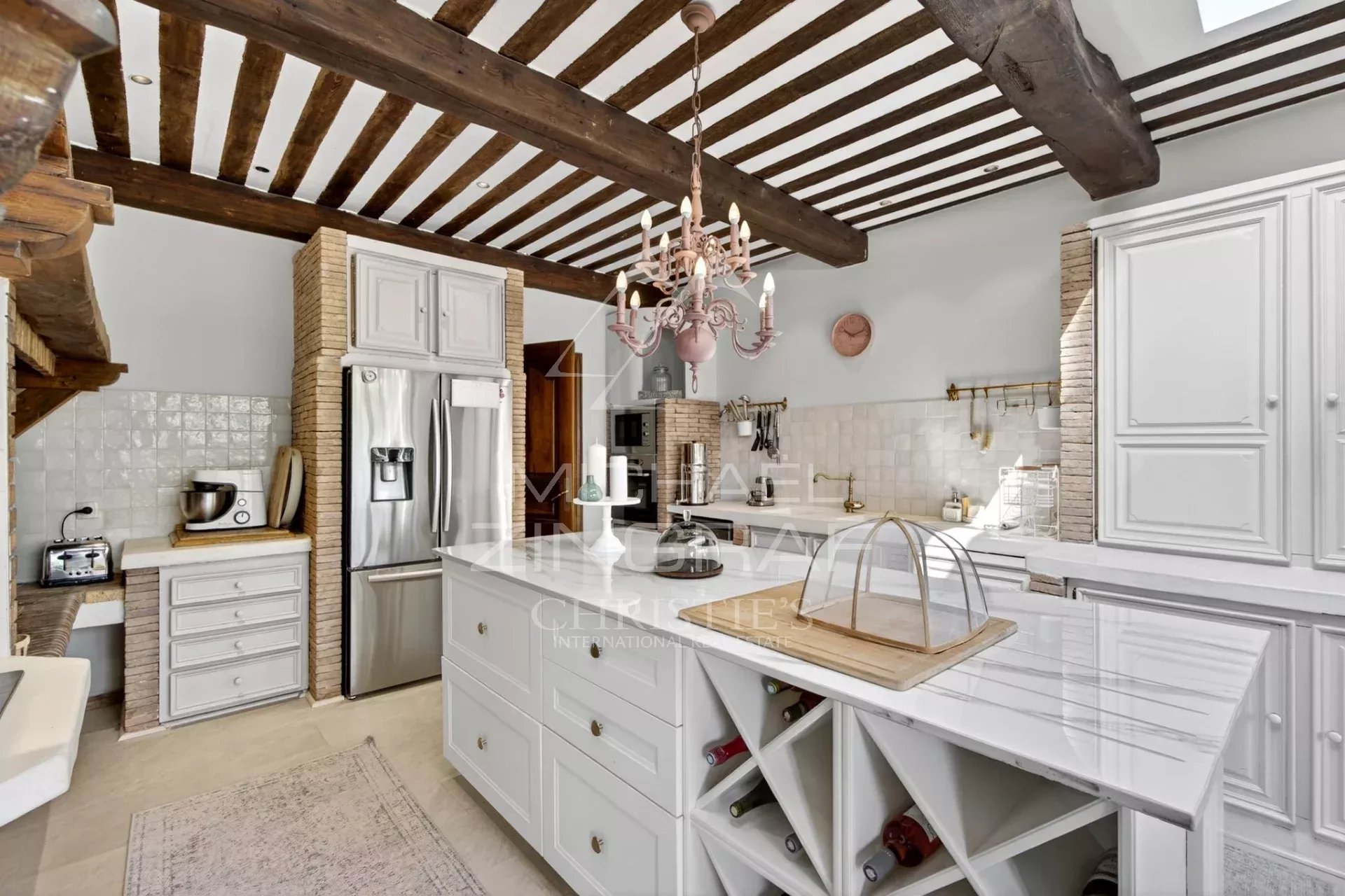 10 Bedroom Villa/Townhouse's Image 6