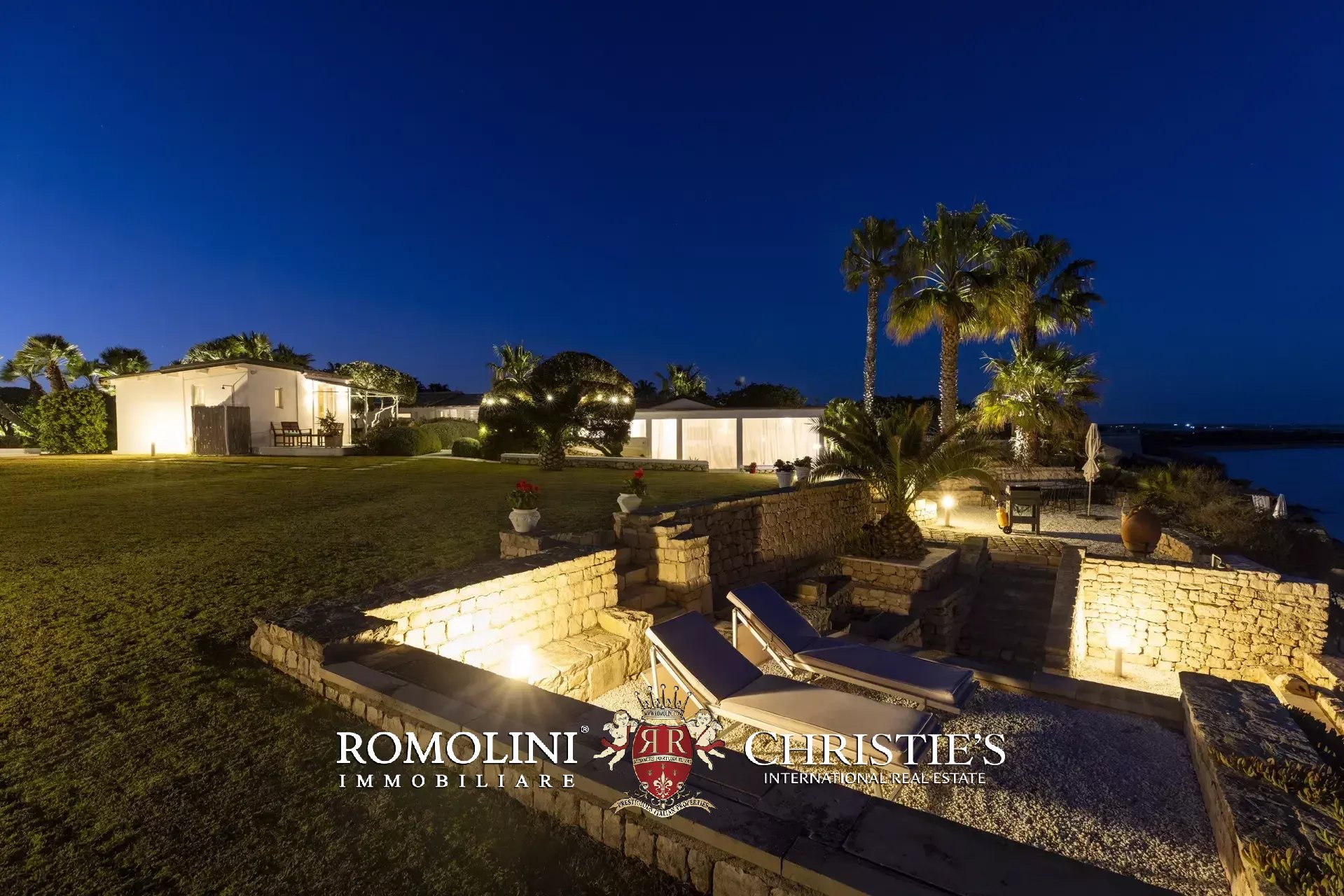 4 Bedroom Villa/Townhouse's Image 26