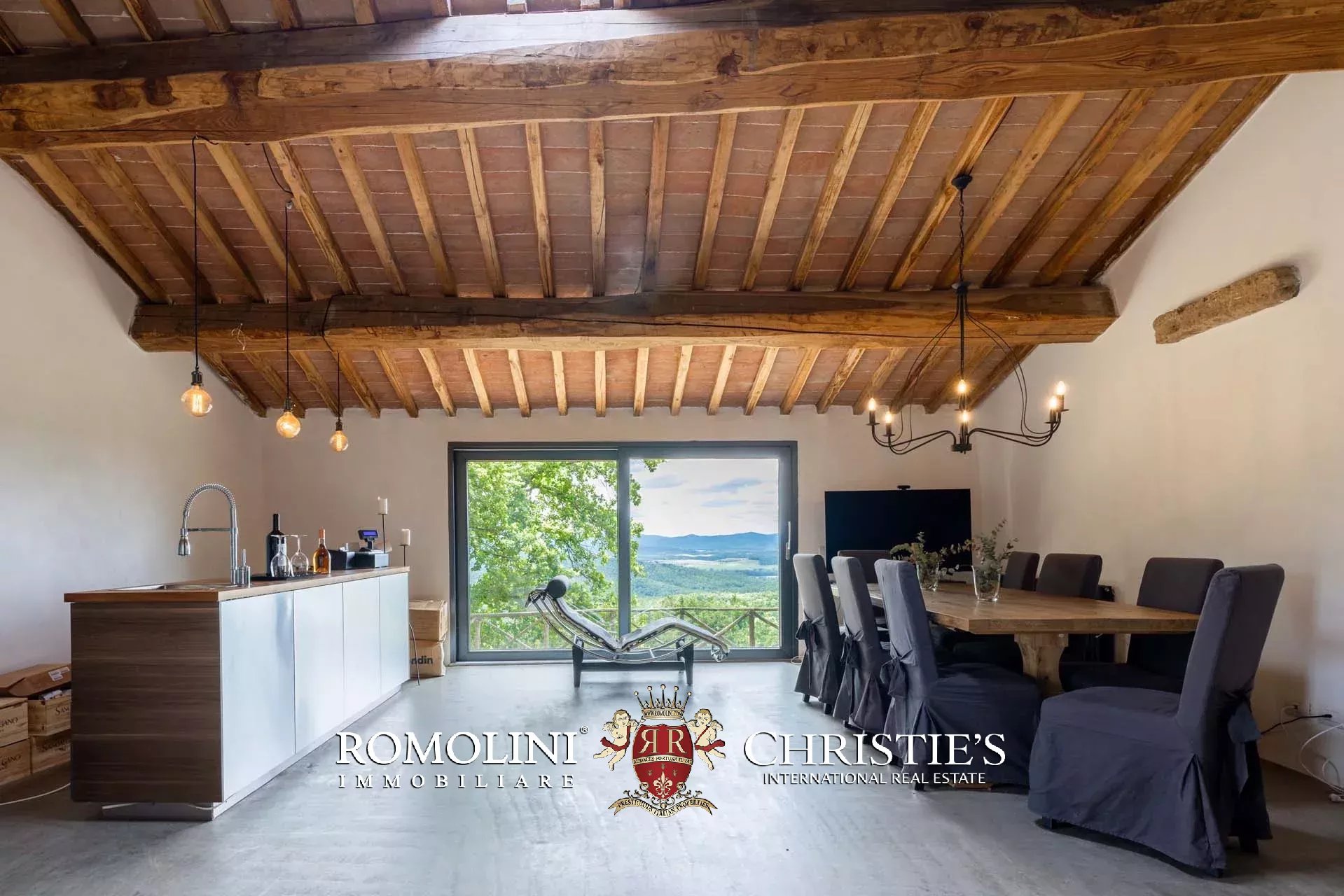 6 Bedroom Villa/Townhouse's Image 64