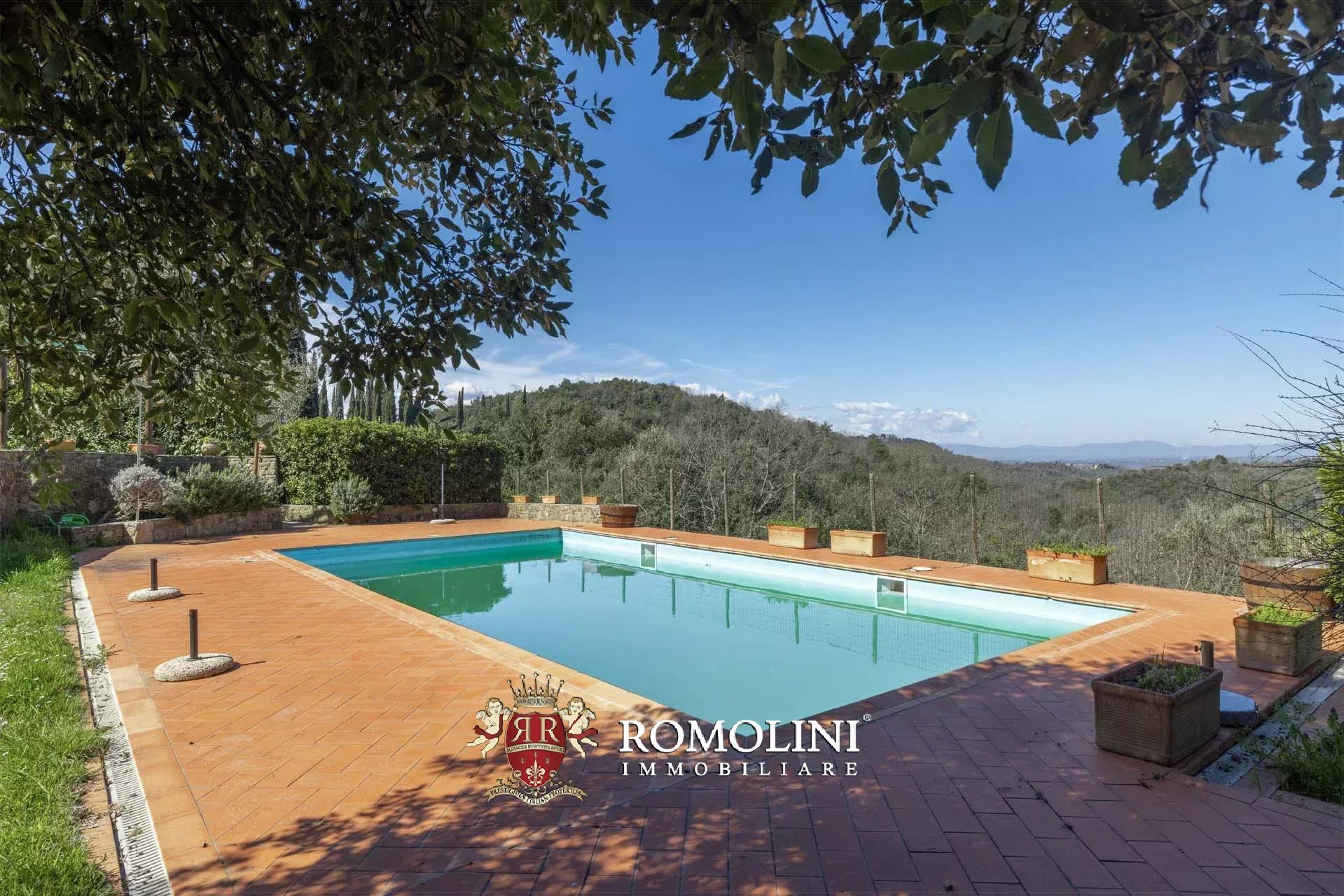 19 Bedroom Vineyard's Image 97