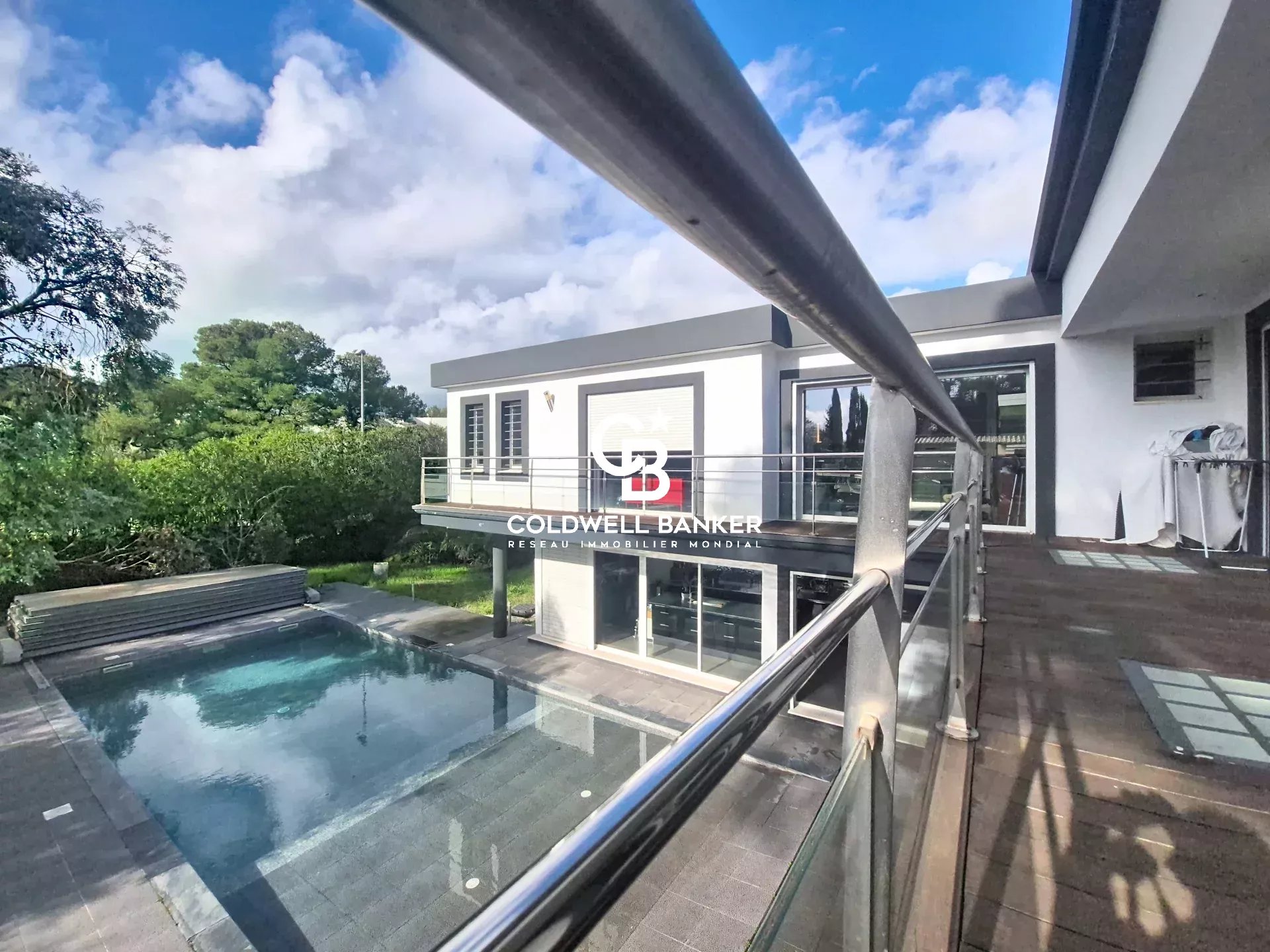 Agence immobilière de Coldwell Banker Esterel Realty