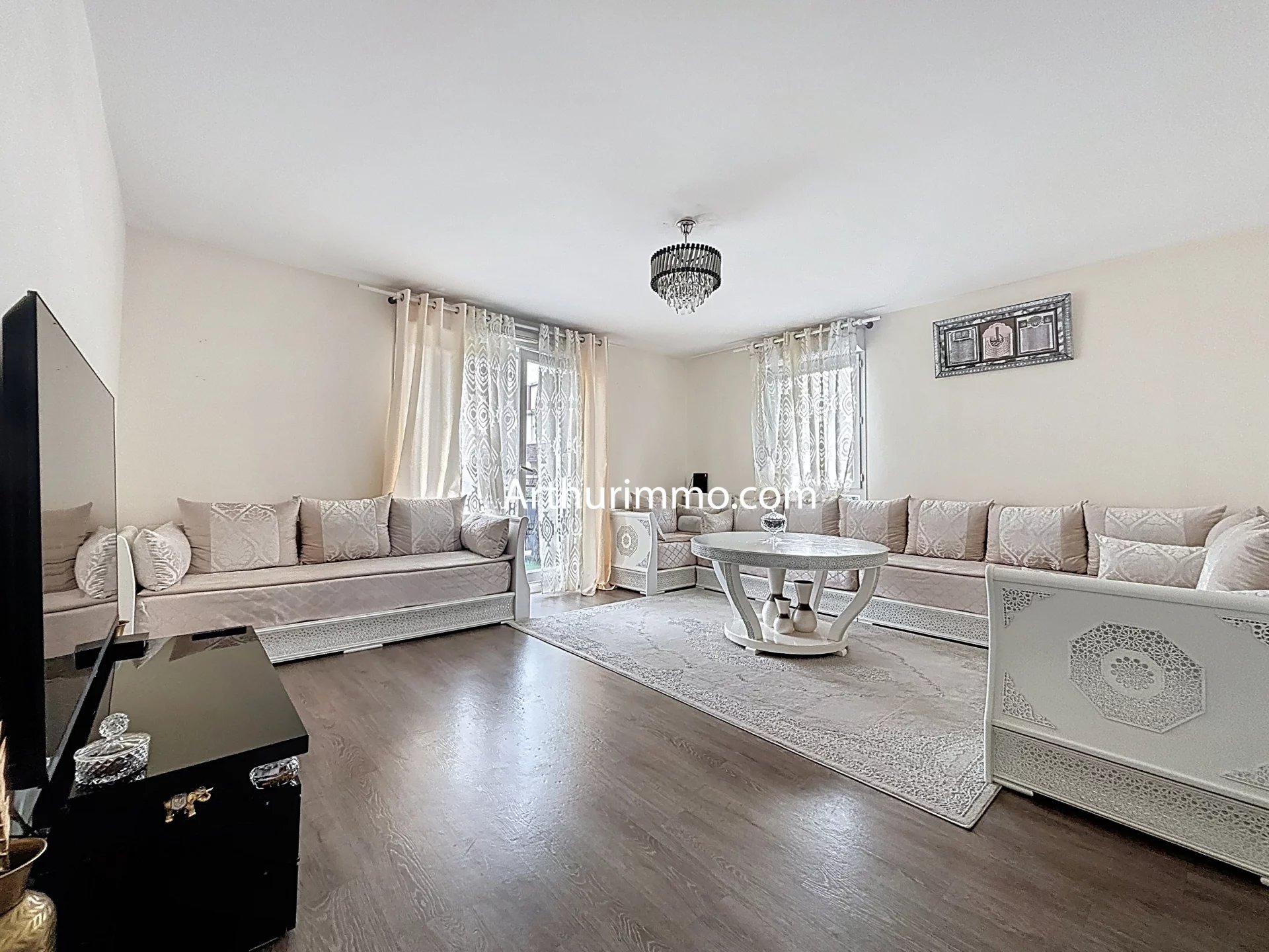 Agence immobilière de EURL HADJADJ IMMOBILIER