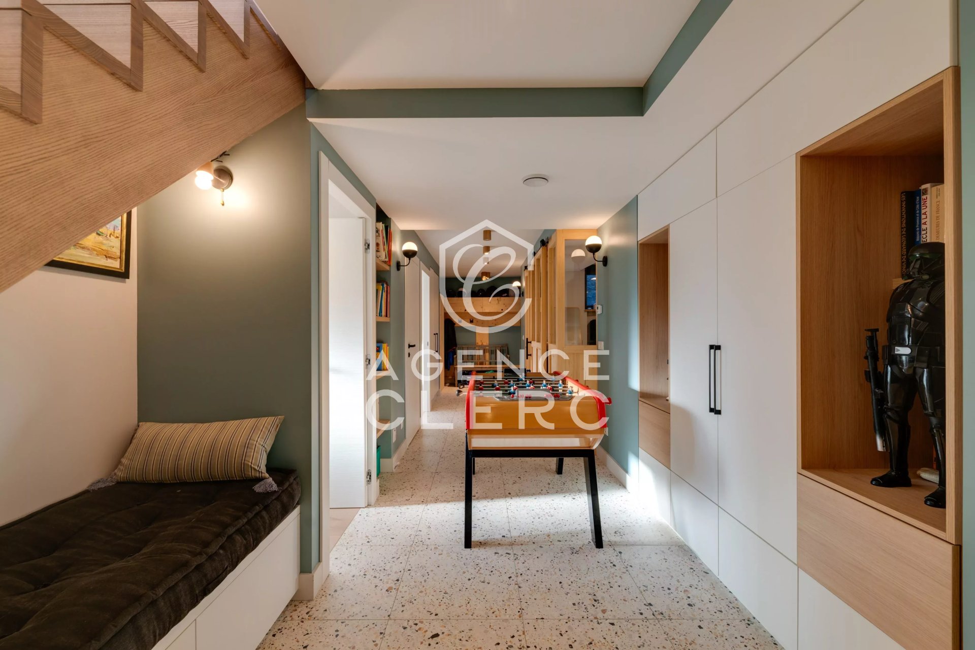 4 Bedroom Villa/Townhouse's Image 9
