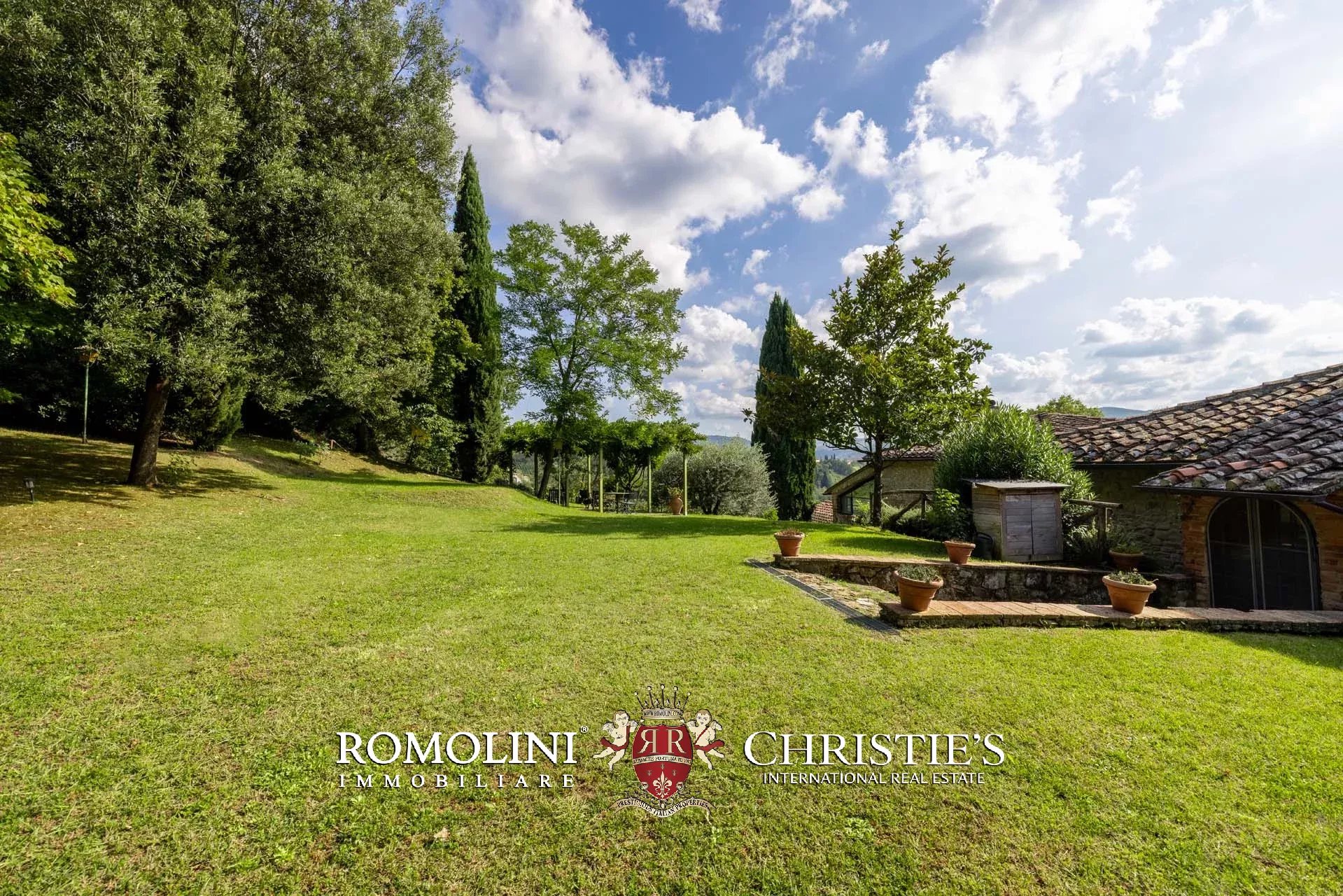 5 Bedroom Vineyard's Image 16