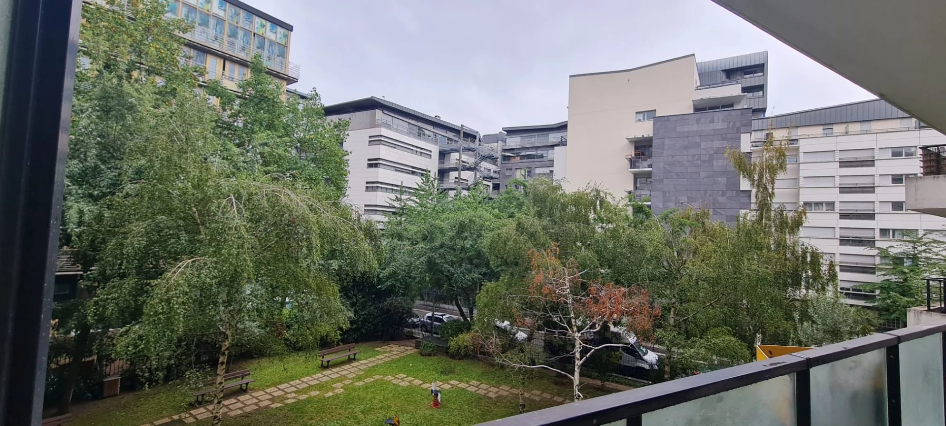 Clichy - Appartement familial ou pour une collocation de 4 pièce - Image Array