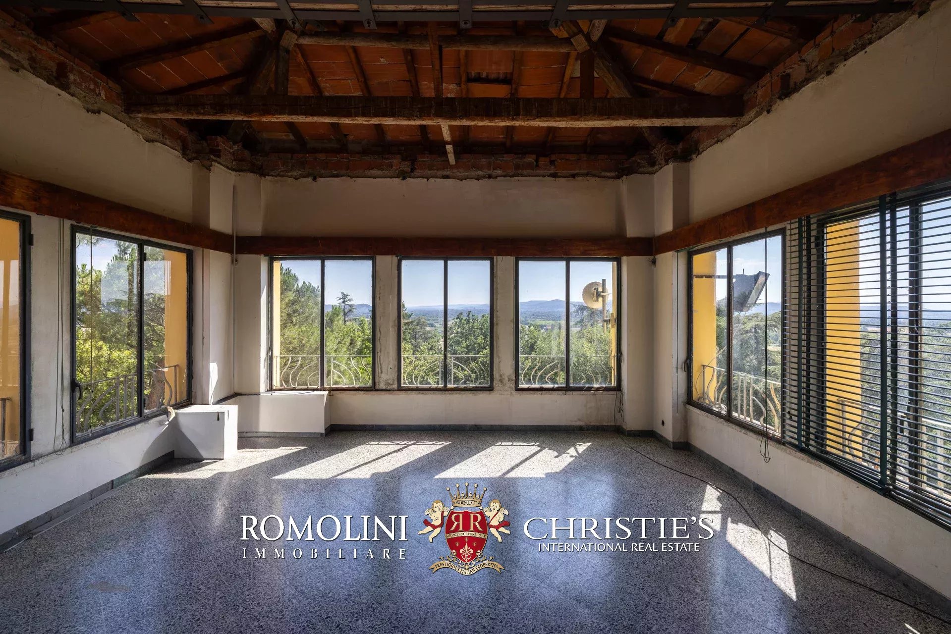 11 Bedroom Villa/Townhouse's Image 70