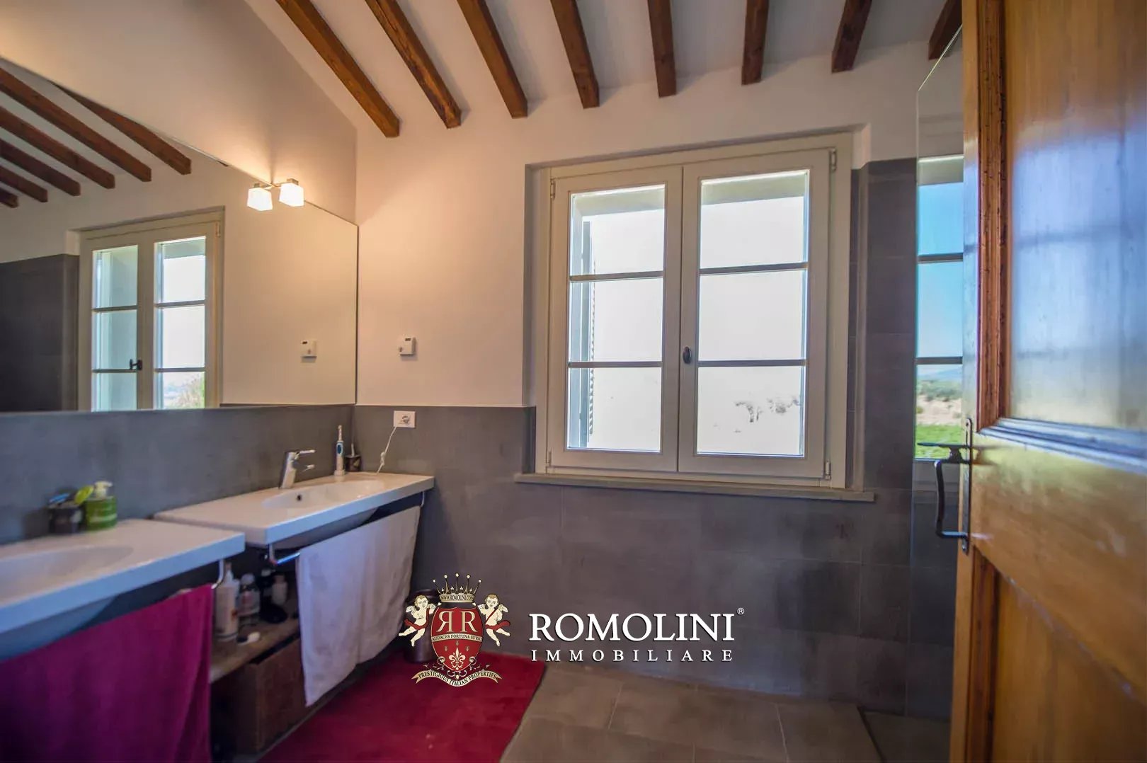 15 Bedroom Villa/Townhouse's Image 128