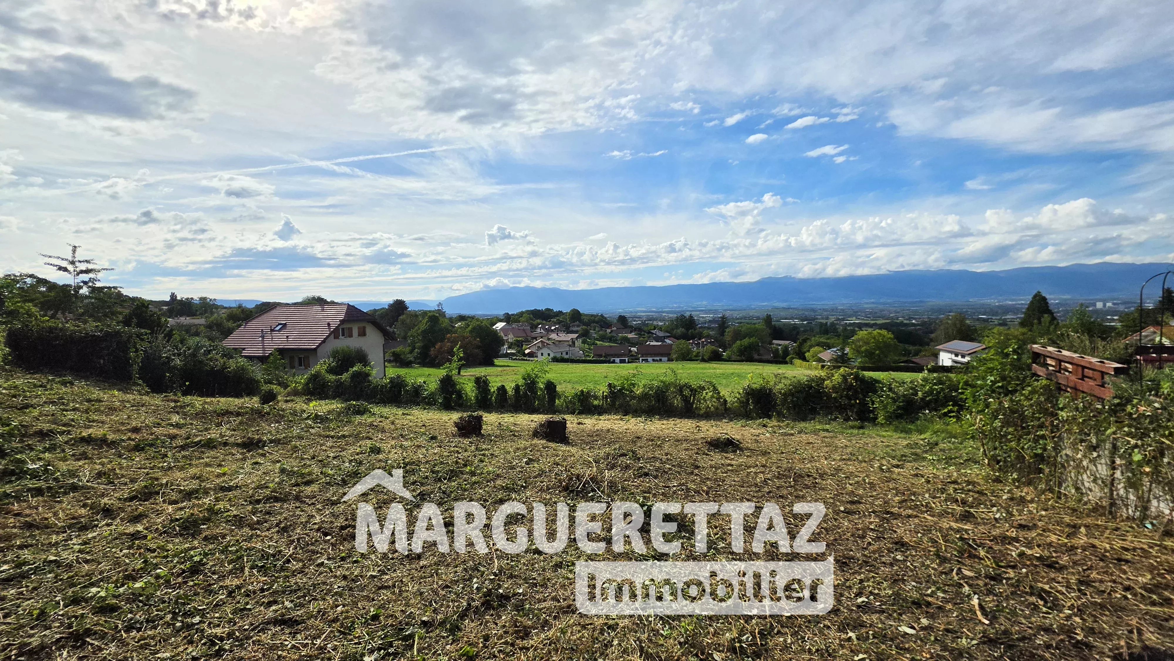 ARCHAMPS – TERRAIN CONSTRUCTIBLE DE 679 m² – CALME ET BELLE VUE