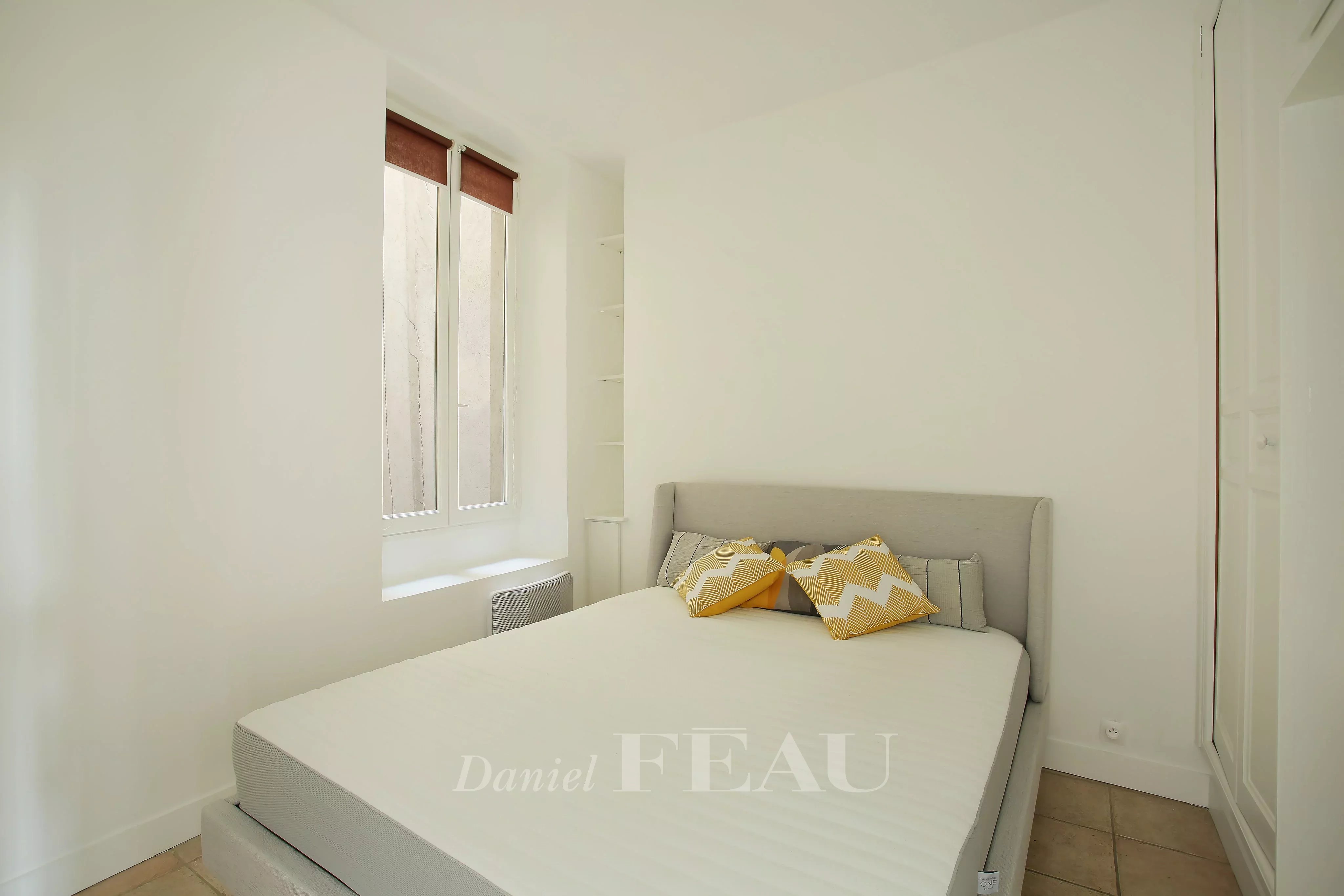 Bedroom Tile