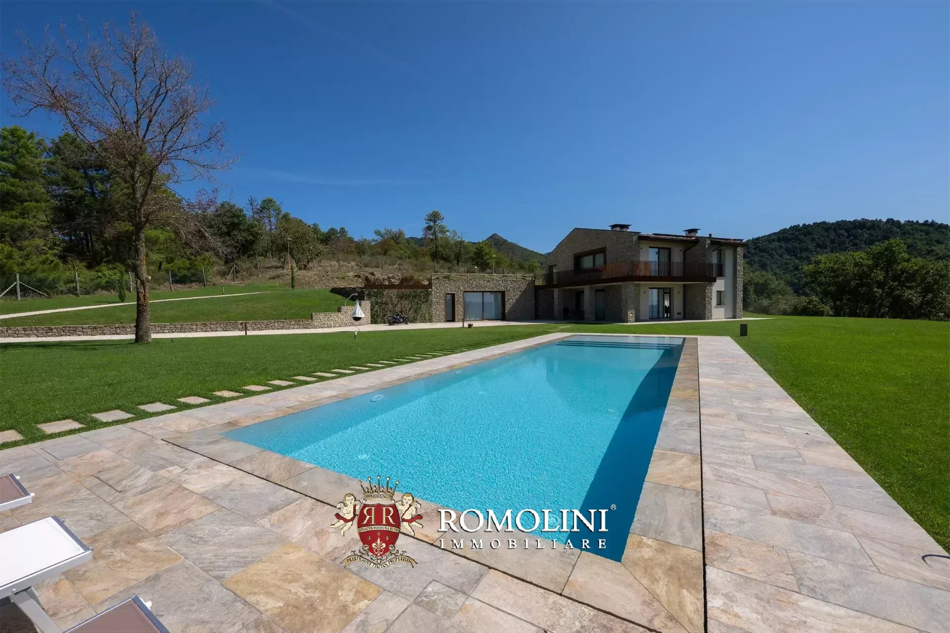 3 Bedroom Villa/Townhouse's Image 12