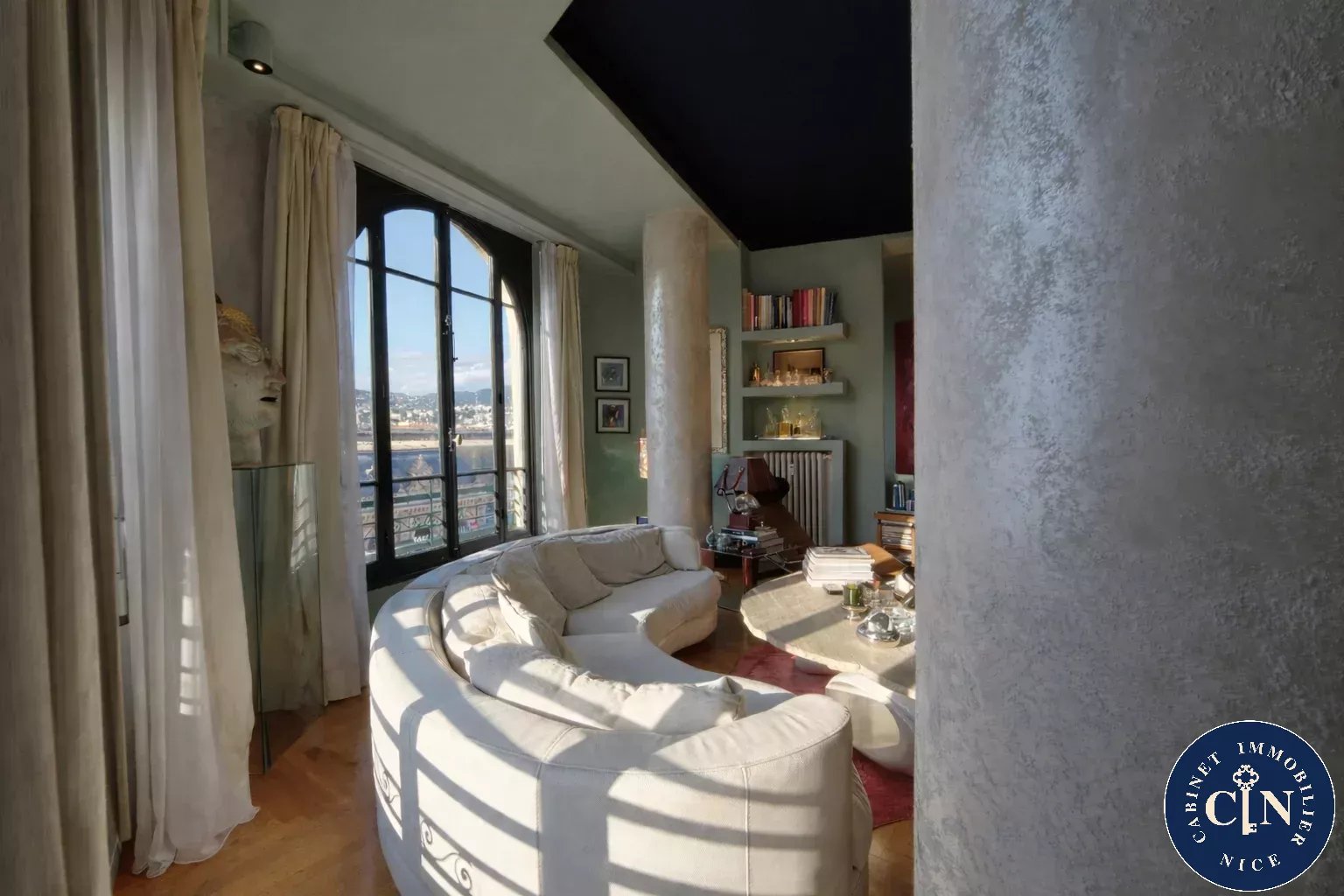 2 pièces 77 m² - Atypique -  Vue dégagée sur les collines - Musiciens — photo 5