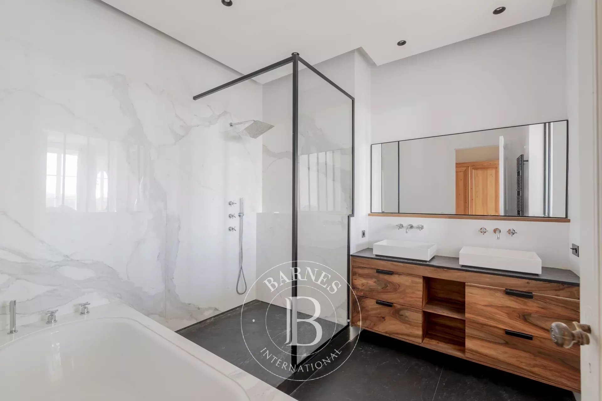 Daire Bordeaux - picture 6