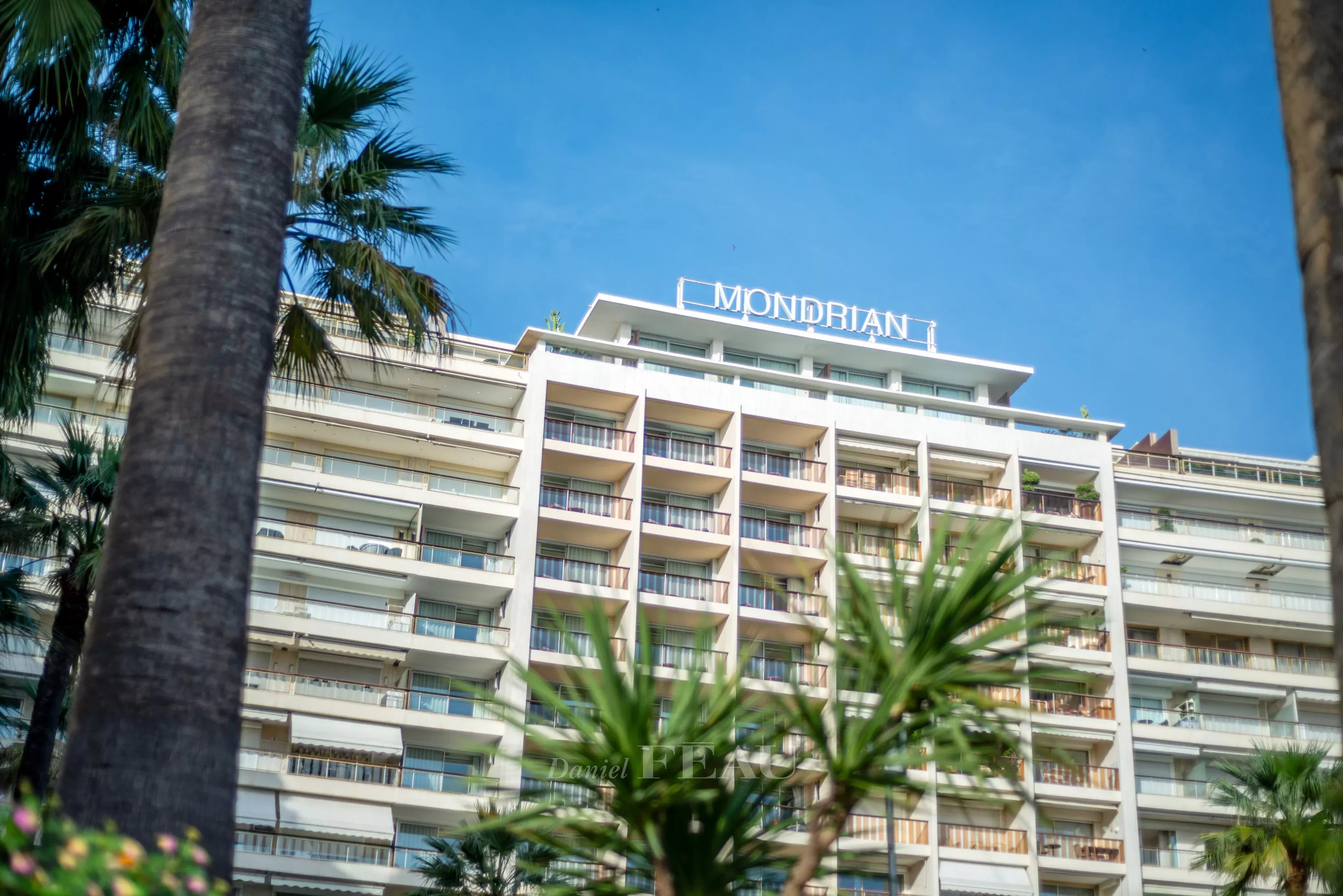 Cannes - Exceptionnel appartement "Le Mondrian"