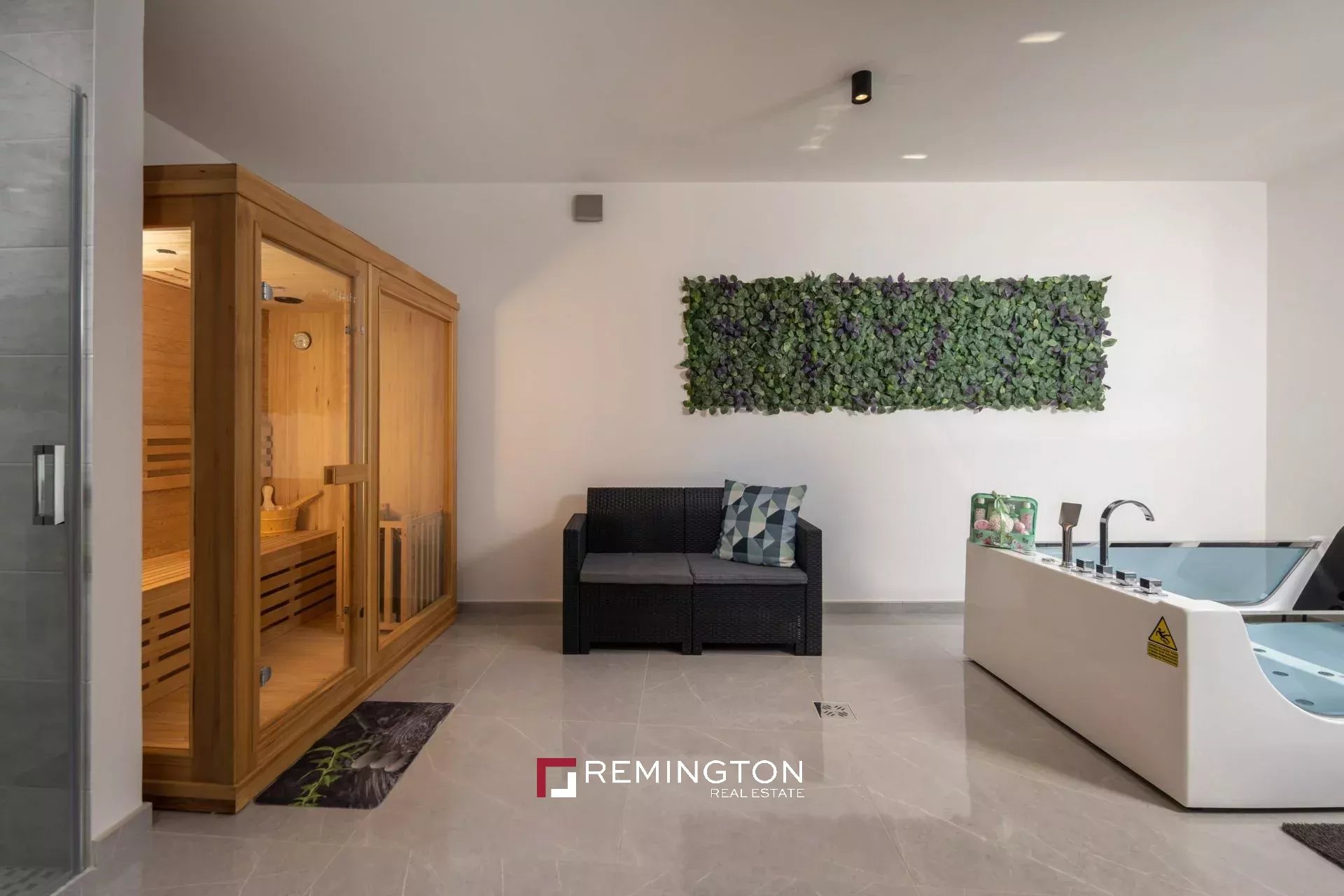 3 Bedroom Villa/Townhouse's Image 6