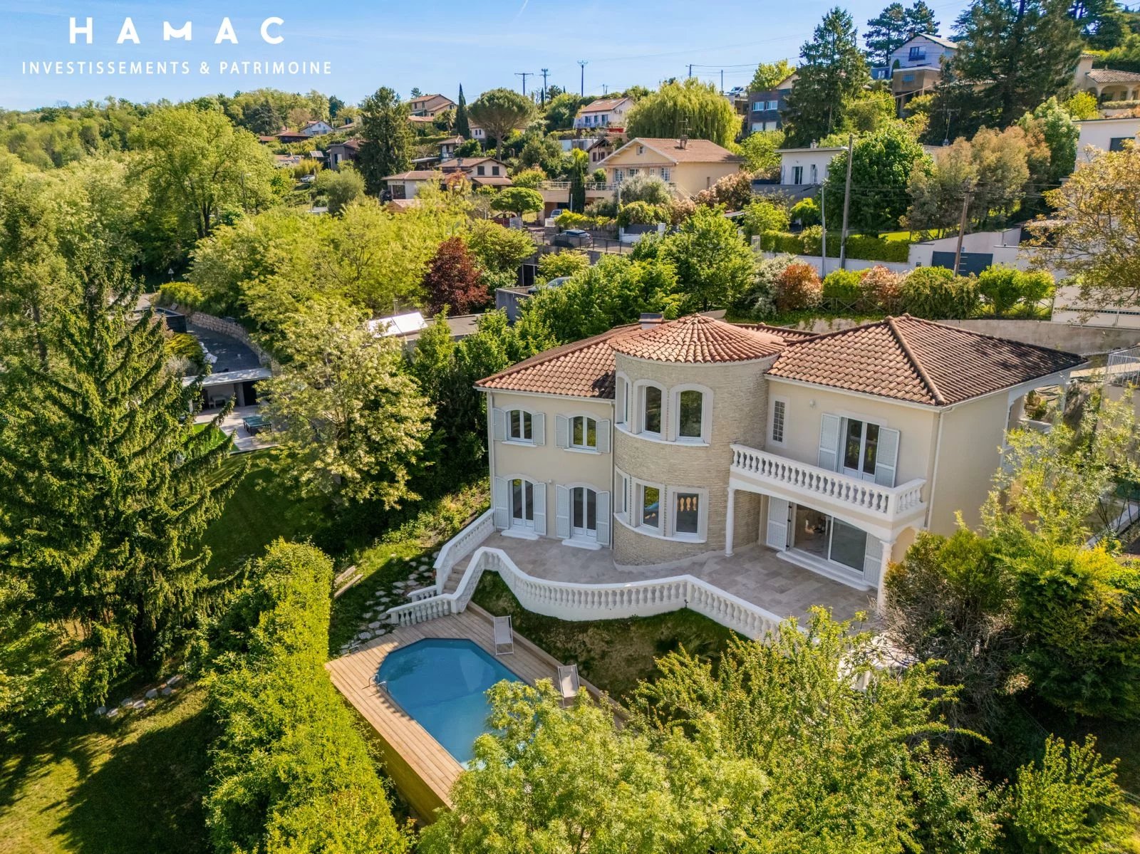 Agence immobilière de 