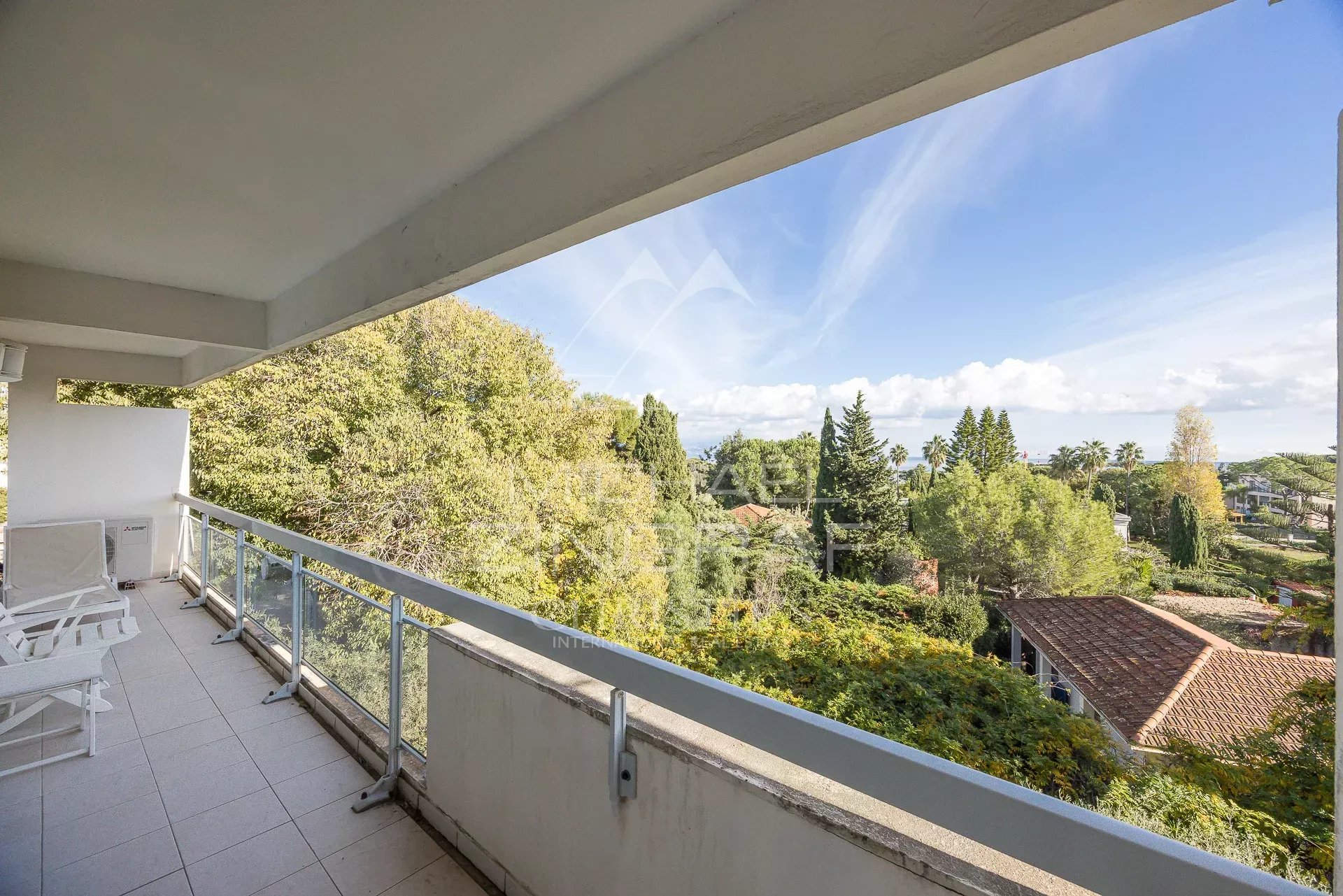 2 Bedroom Apartment/Flat's Image 5