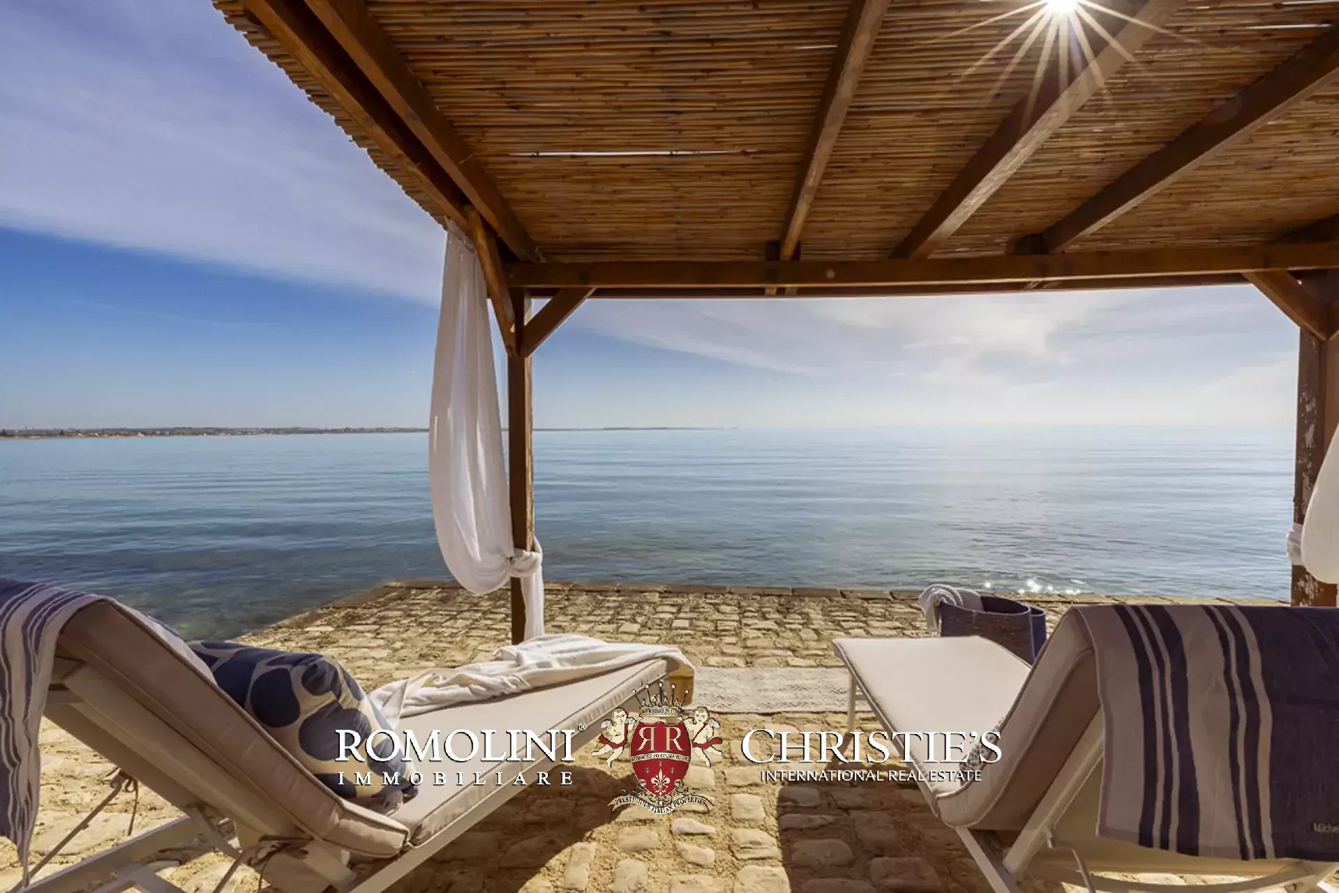 4 Bedroom Villa/Townhouse's Image 13