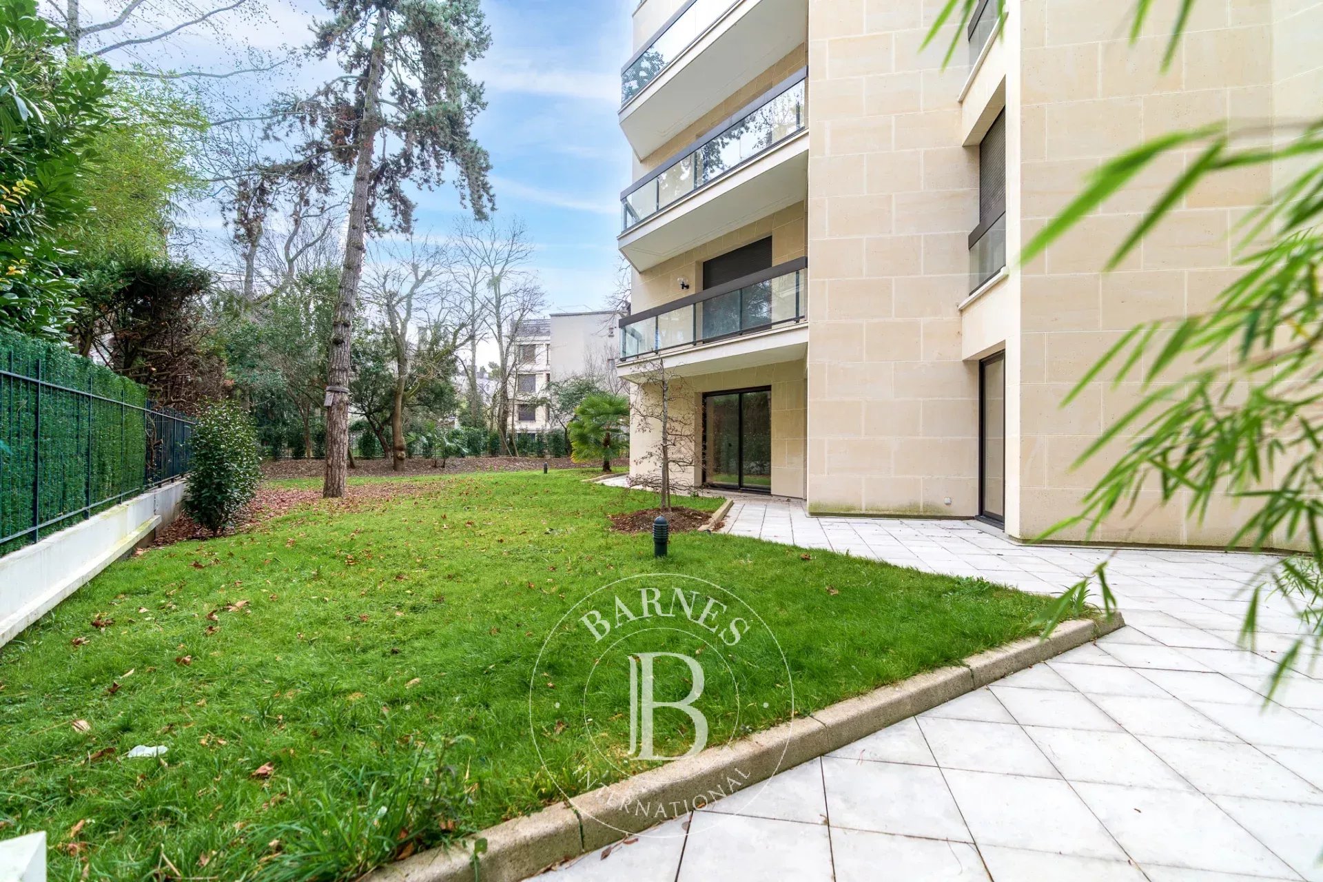 Neuilly-sur-Seine  - Apartment 4 Bedrooms - picture 6