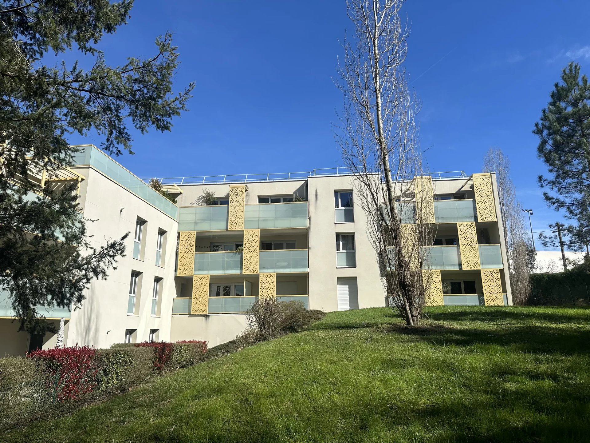 86812335 Vente Lentilly