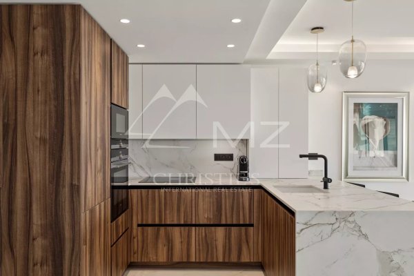Superb apartment with panoramic sea view — photo 7