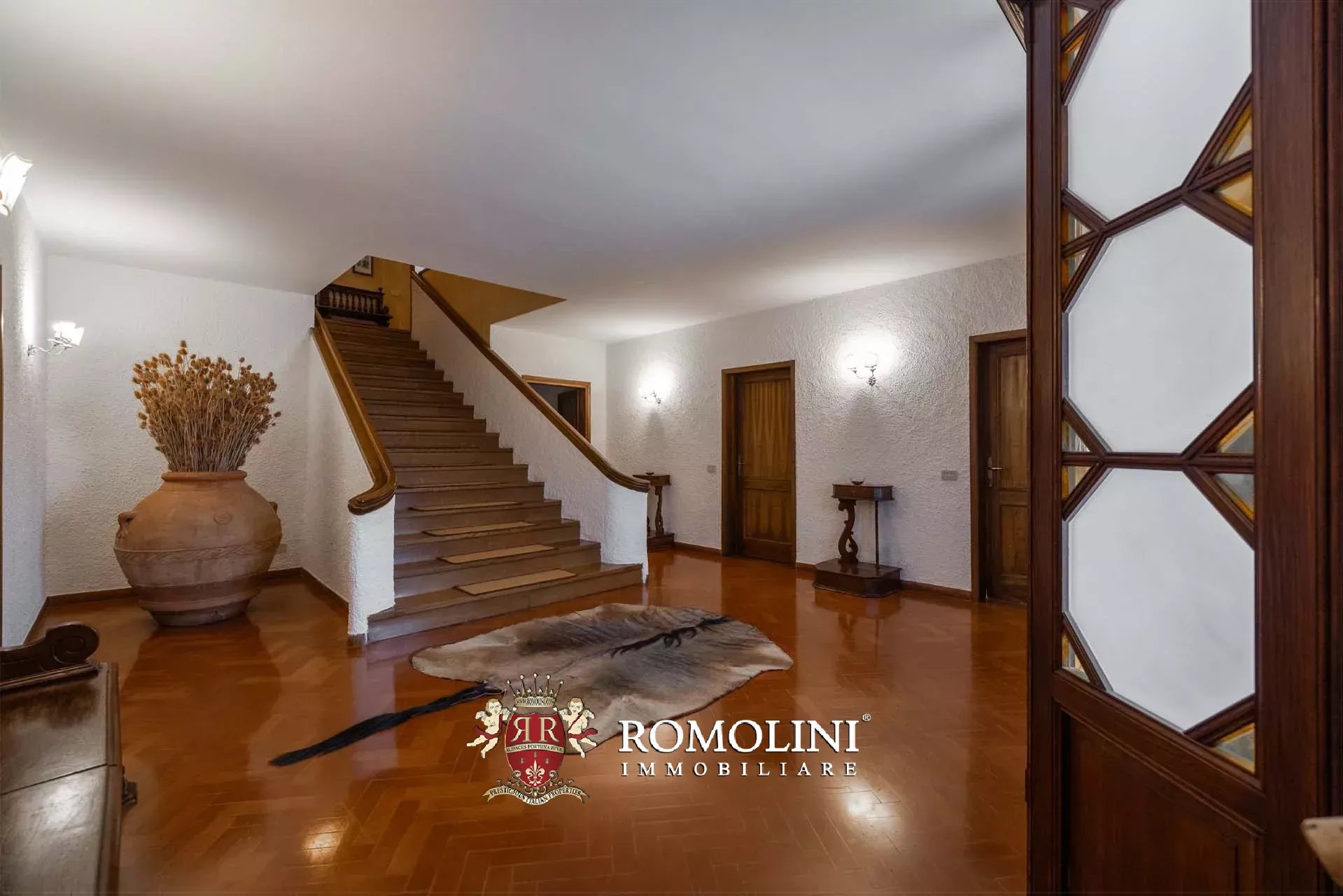 30 Bedroom Villa/Townhouse's Image 80