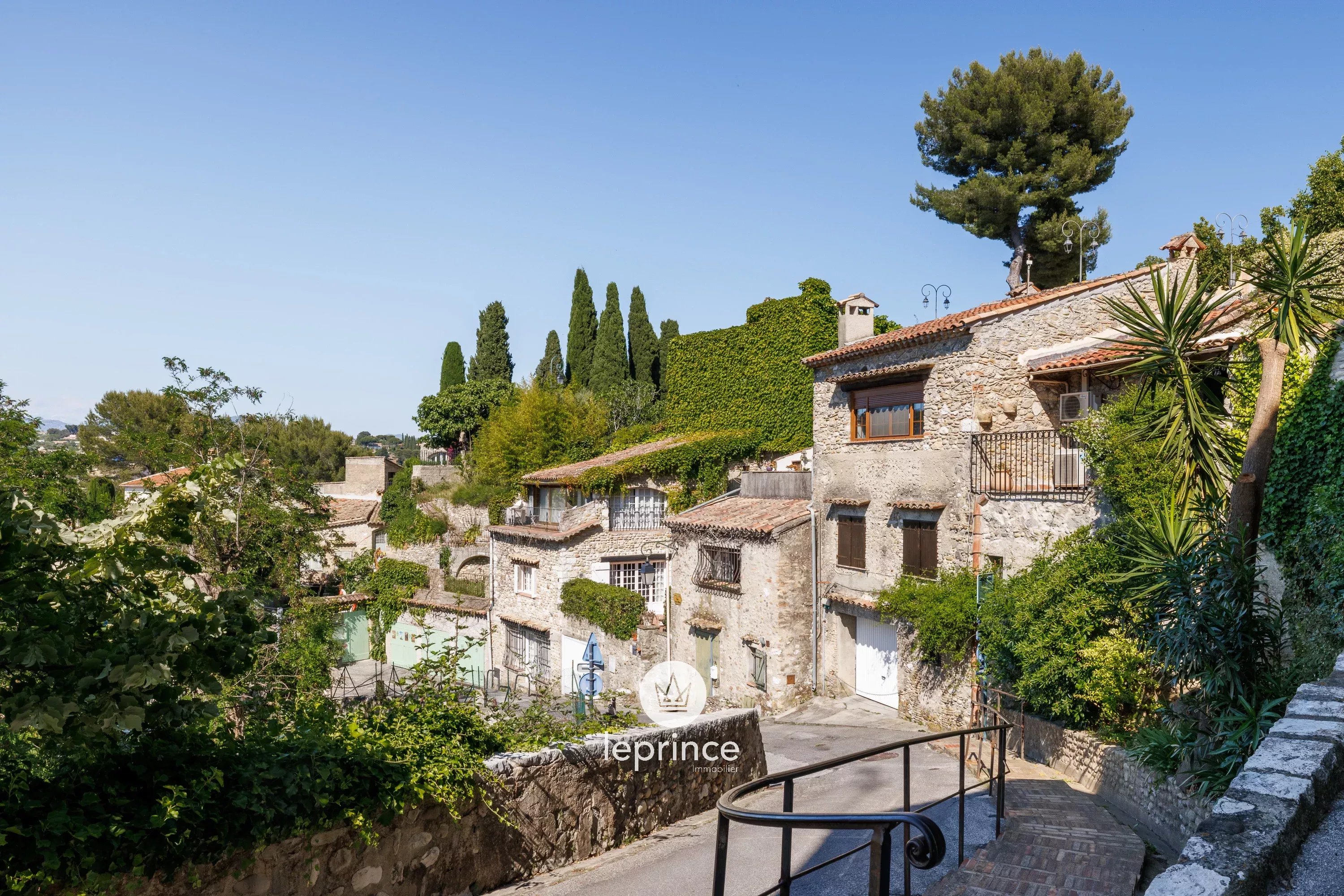 Haut de Cagnes - Historic House - Sea View - Provençal Charm