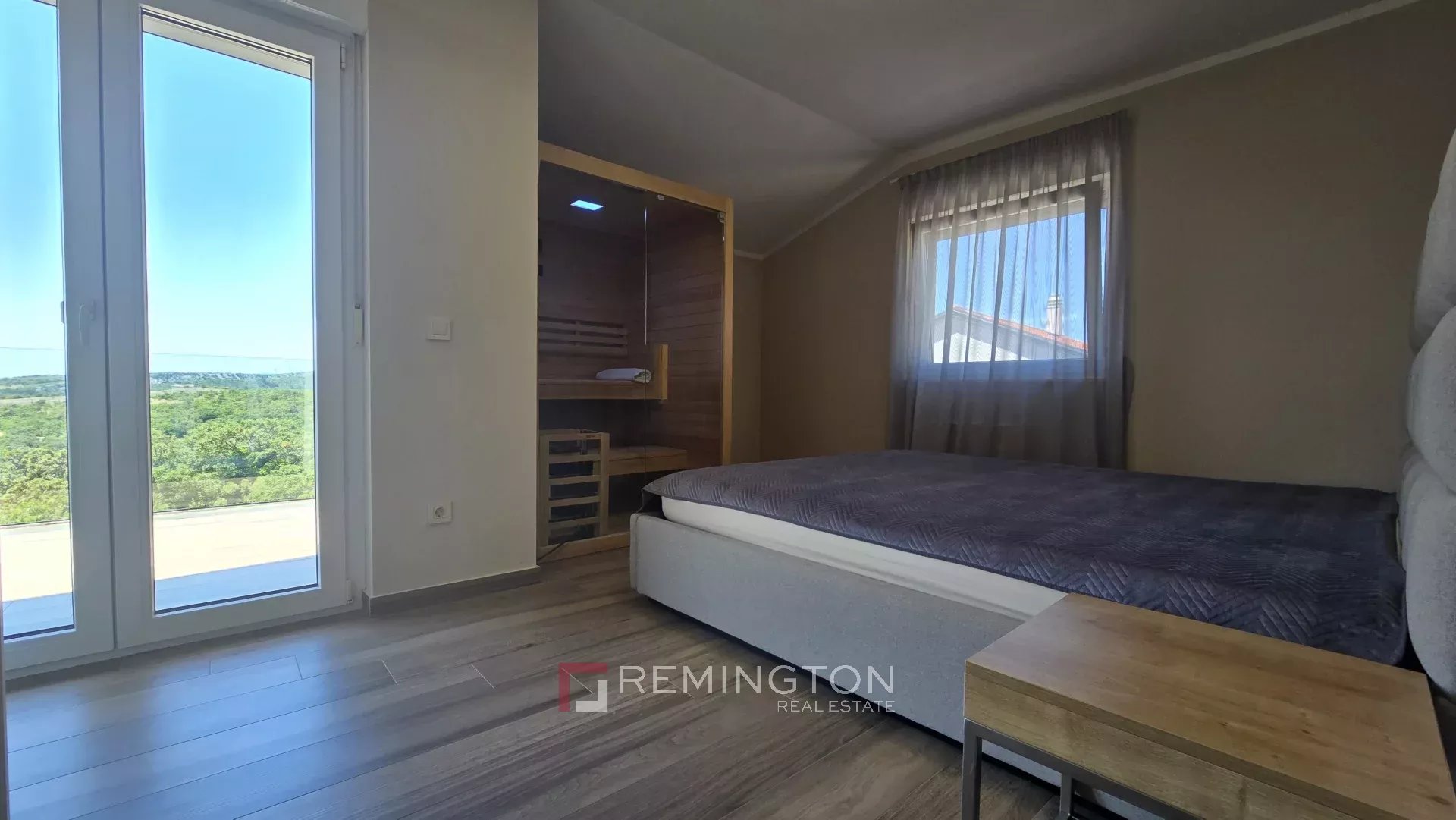 Villa/Townhouse's Image 9